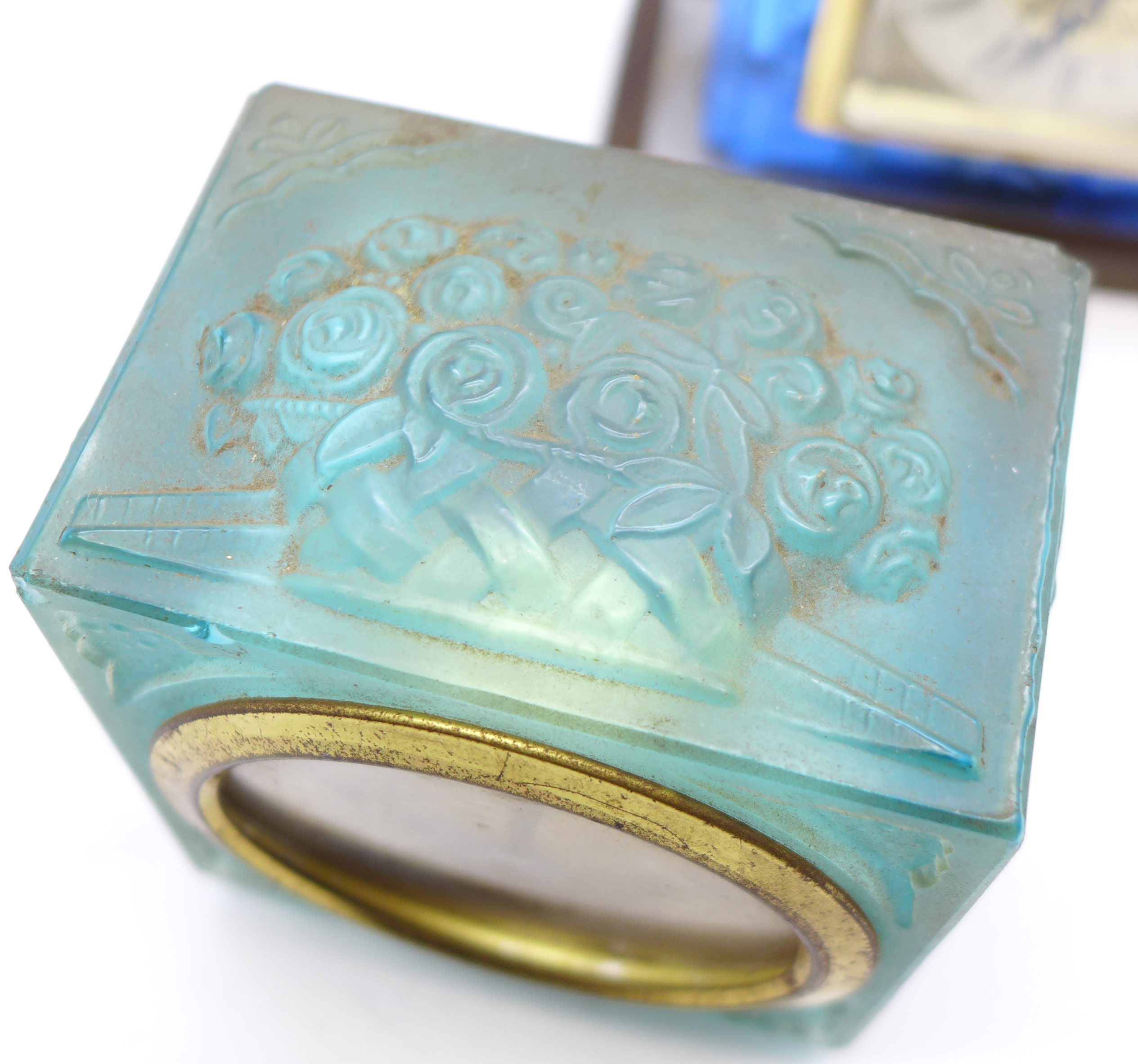 Two glass cased mantel timepieces - Image 4 of 5