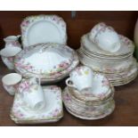 Royal Doulton English Rose D6071 dinner and tea ware