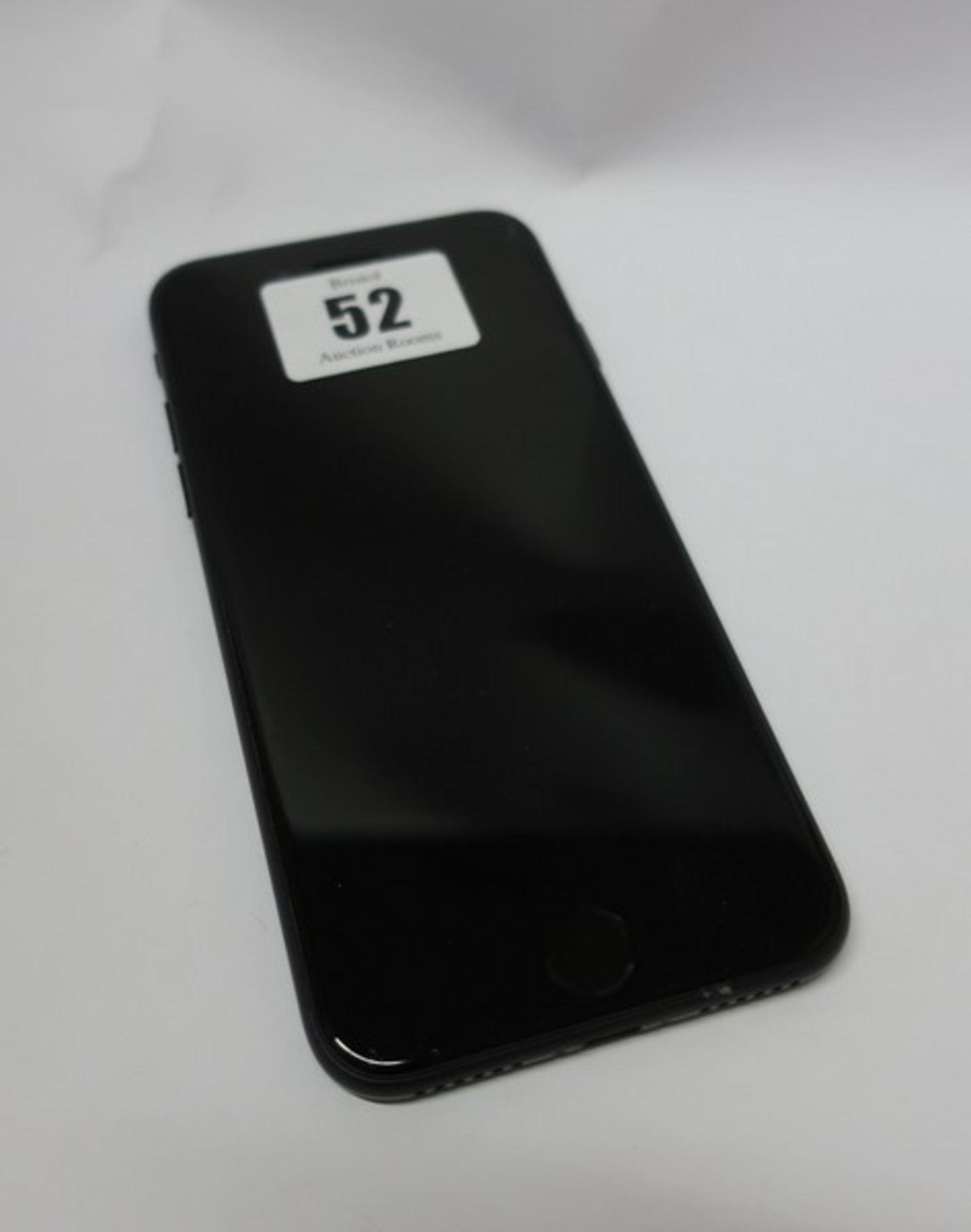 An Apple iPhone 7 32GB A1778 in Black (IMEI: 354828090170750) (Activation clear) (Damaged screen