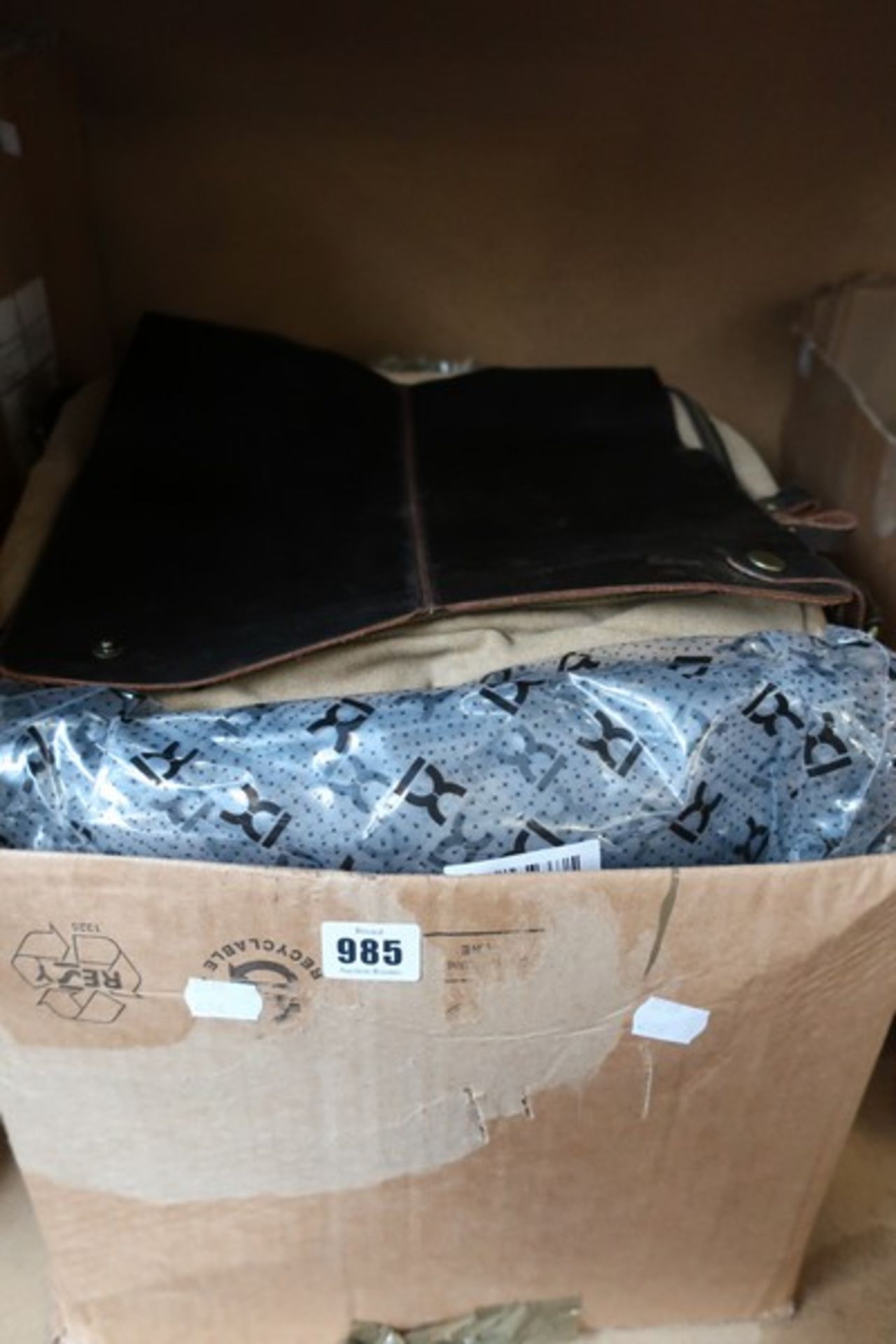 A quantity of bags to include; two FreeMaster vintage bags, two FreeMaster laptop bags and four