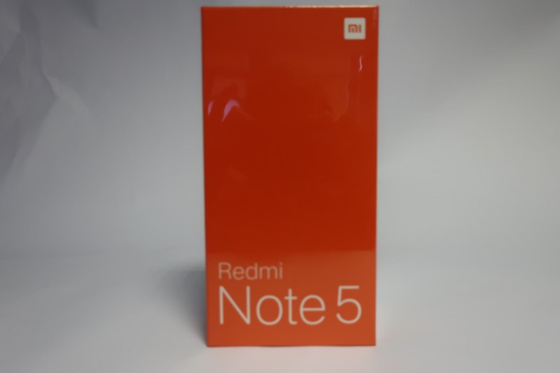 A boxed as new Xiaomi Redmi Note 5 Global Version 64GB dual sim phone (IMEI 1; 867195030597637) with