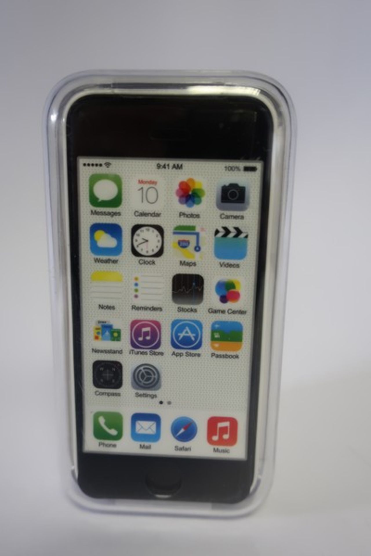 A boxed as new iPhone 5C 32GB model A1532 in White (IMEI; 013787001878799).