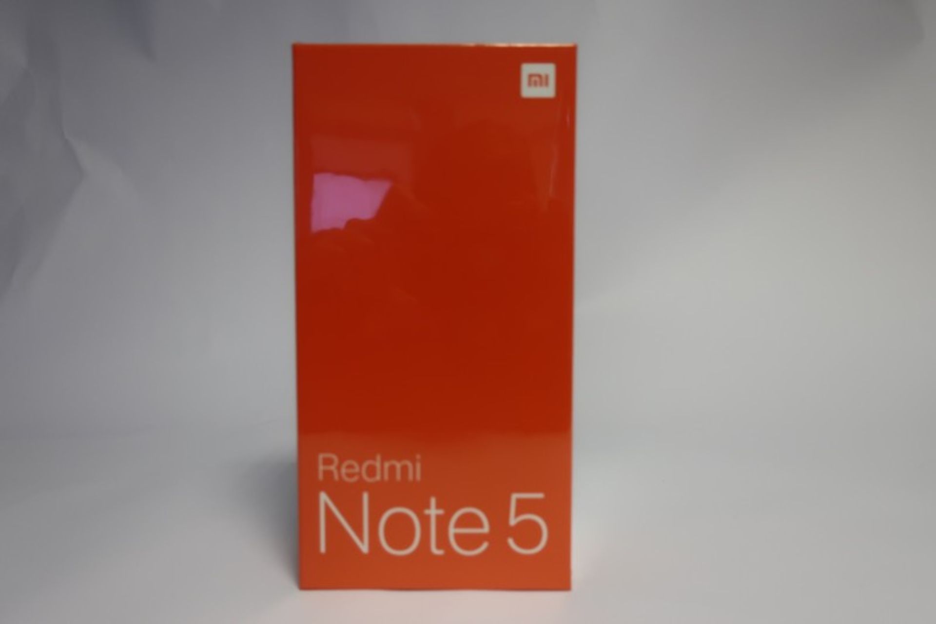 A boxed as new Xiaomi Redmi Note 5 Global Version 64GB dual sim phone (IMEI 1; 867195030724819) with