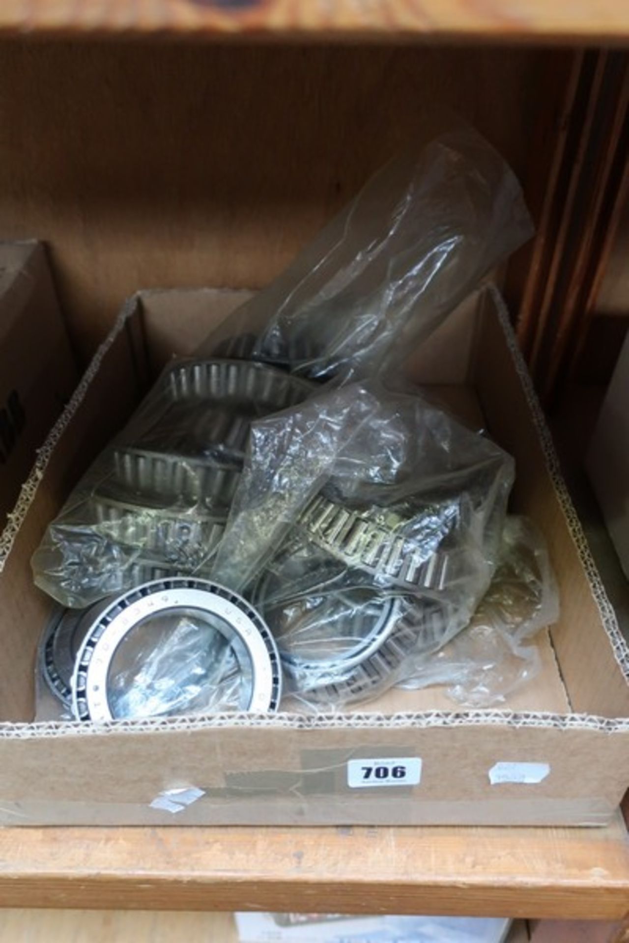 A quantity of as new Cat Cone roller bearings 7D-8349 (Approximately 15).