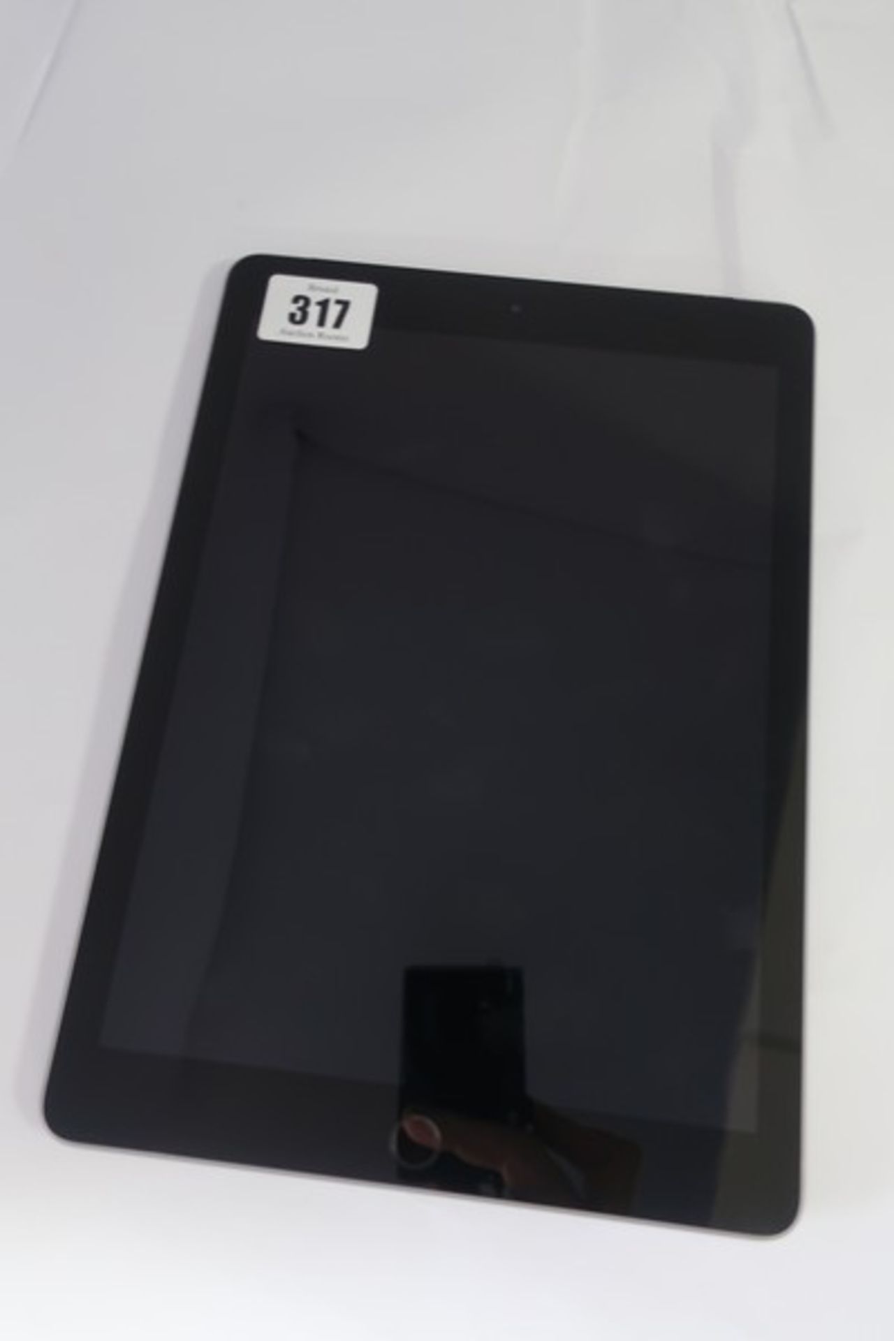 An Apple iPad 9.7" 6th Gen (Wi-Fi/Cellular) A1954 32GB in Space Grey (IMEI: 353036095795727) (