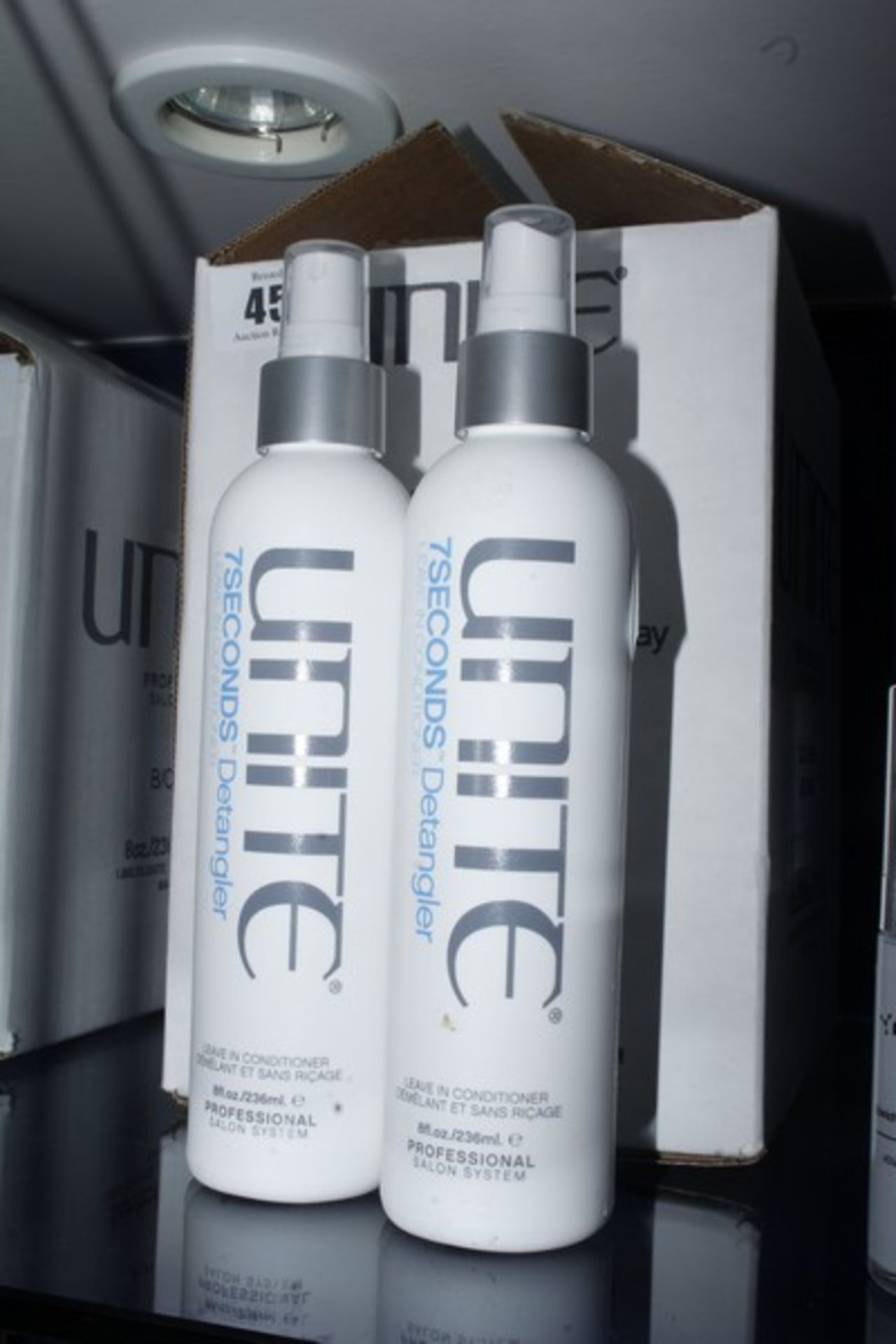 Twelve as new Unite 7Seconds Detangler leave in conditioner (236ml).