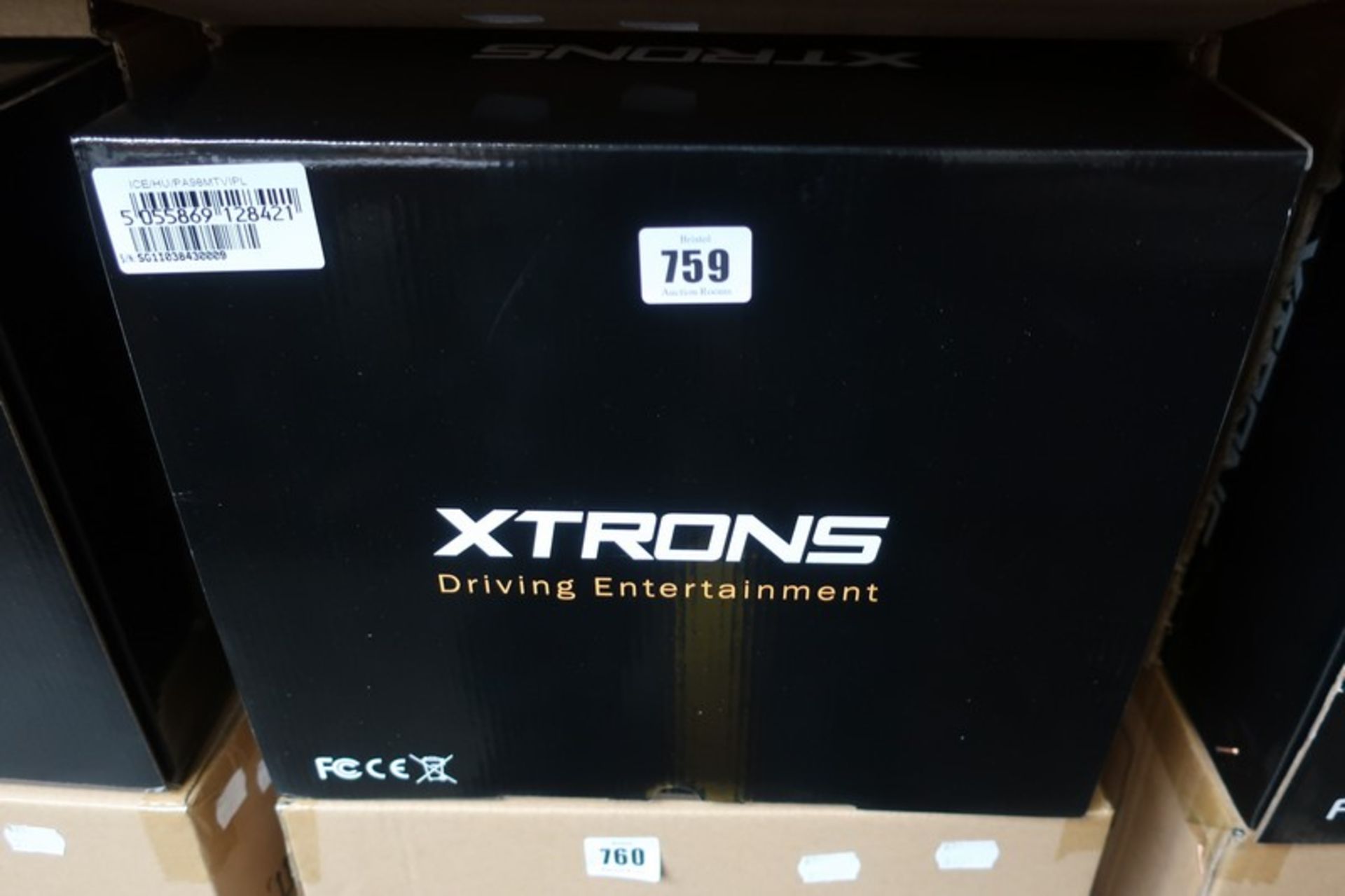 A boxed as new Xtrons ICE/HU/PA98MTVIPL 9" Android 8.1 Quad Core 16GB ROM + 2G RAM car stereo