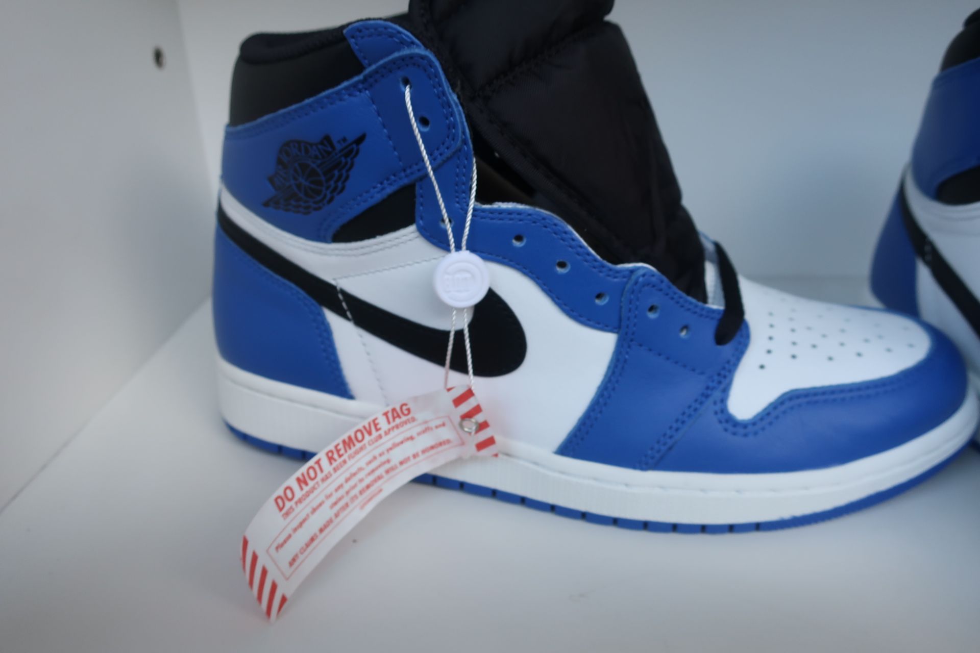 A pair of as new Nike Air Jordan 1 Retro hi-tops (UK 9). - Image 2 of 7