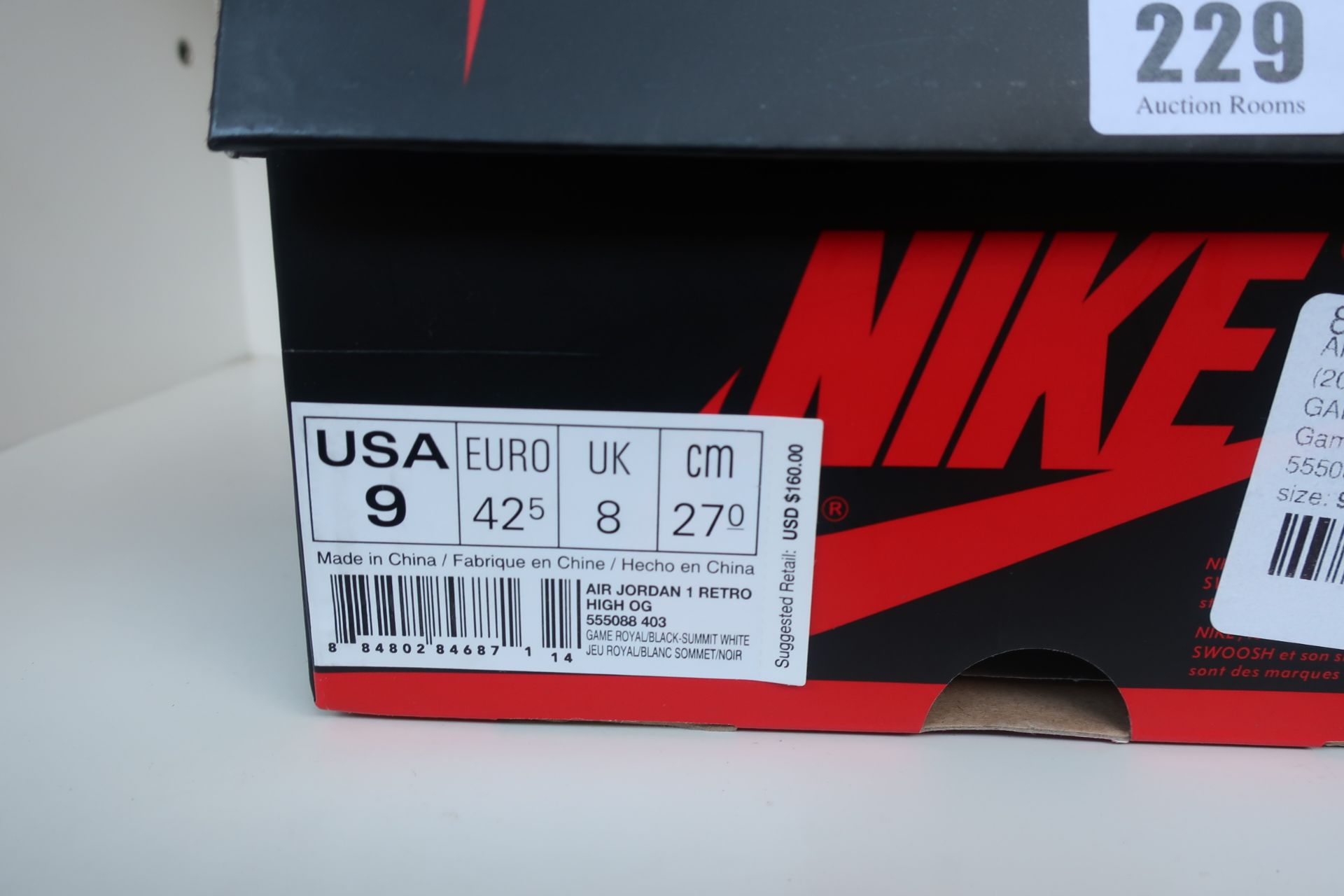 A pair of as new Nike Air Jordan 1 Retro hi-tops (UK 9). - Image 6 of 7