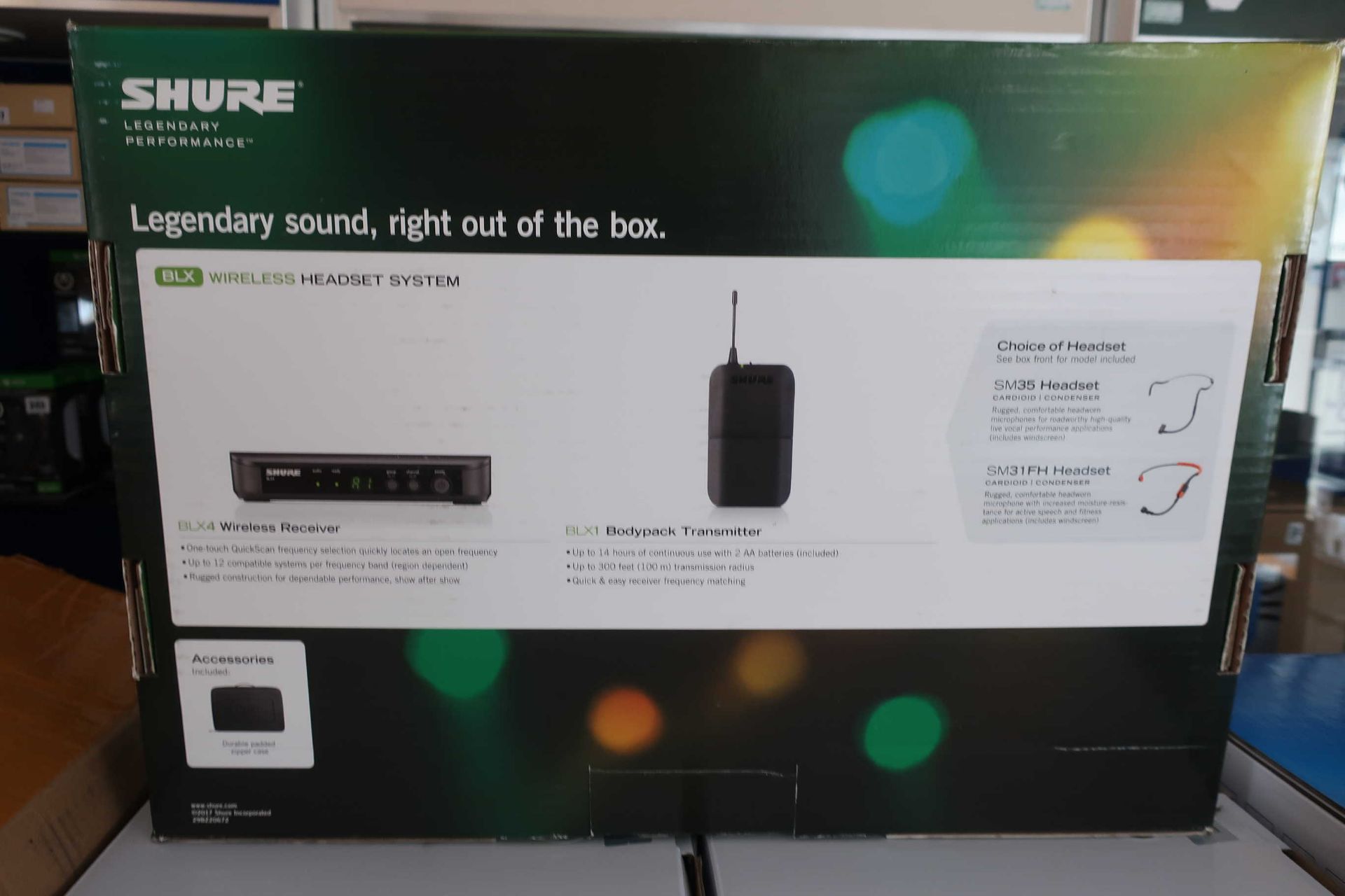 A boxed as new Shure BLX Wireless Fitness Headset System with SM31FH Headset Microphone (Box - Image 5 of 7