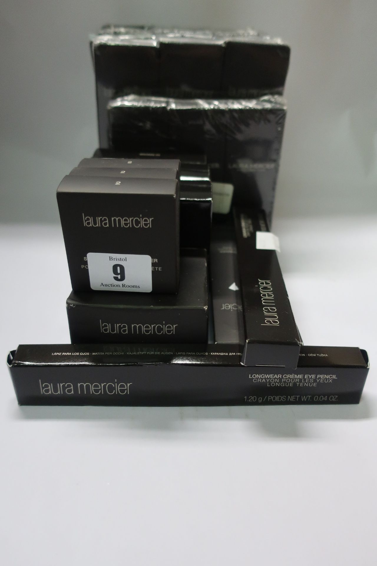 A quantity of as new miscellaneous Laura Mercier beauty products to include ten foundation