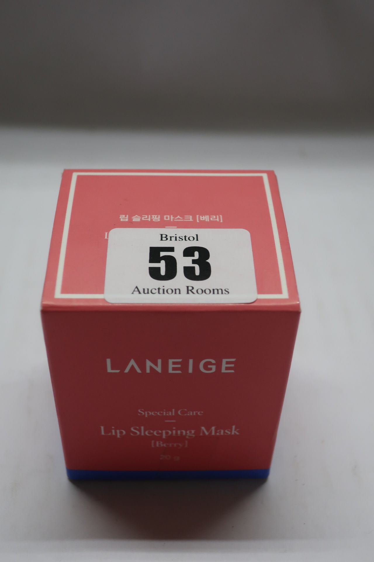 Six Laneige special care lip sleeping masks (20g) and two Laneige double layering oils (50ml).