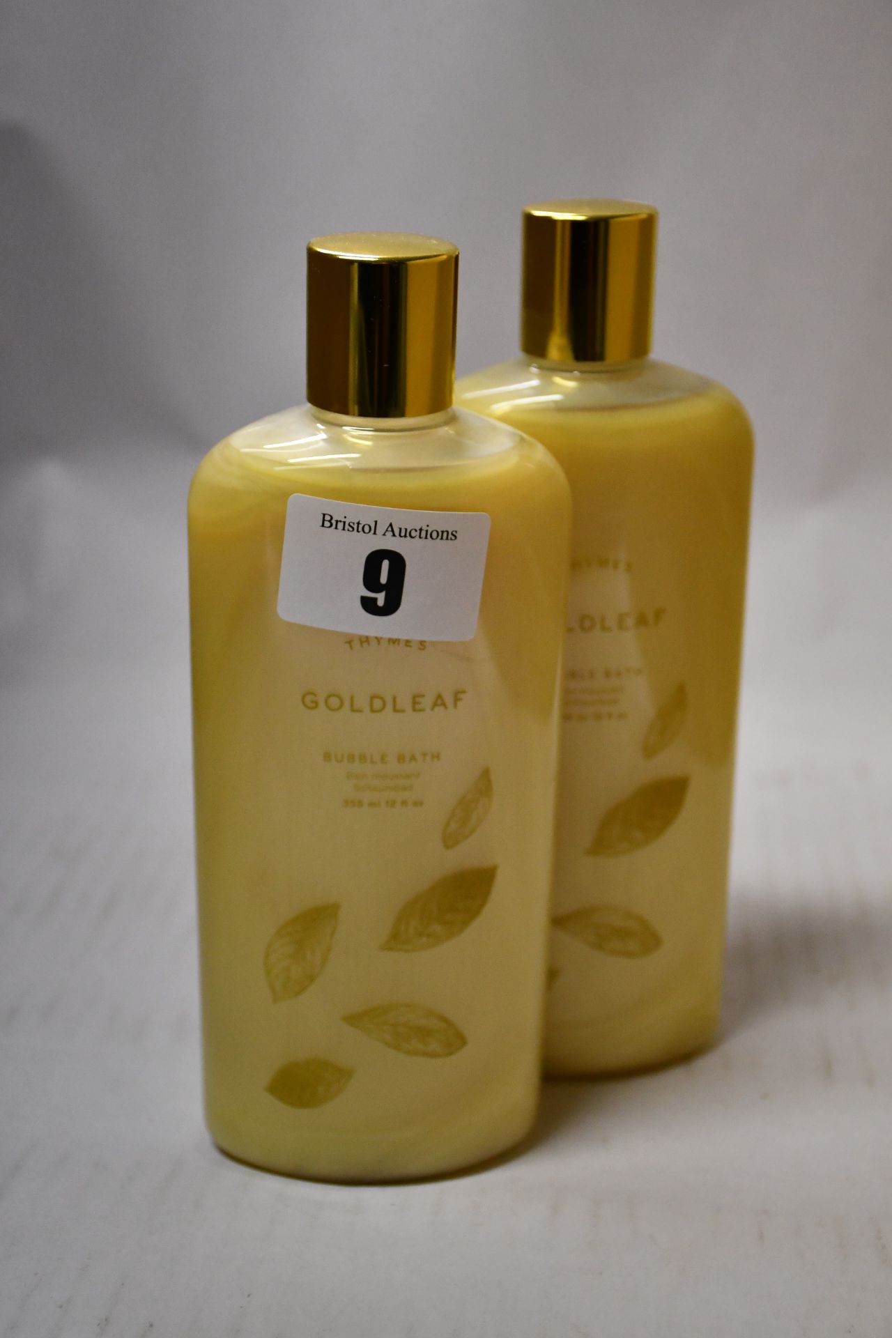 Six Thymes Goldleaf bubble bath 355ml.