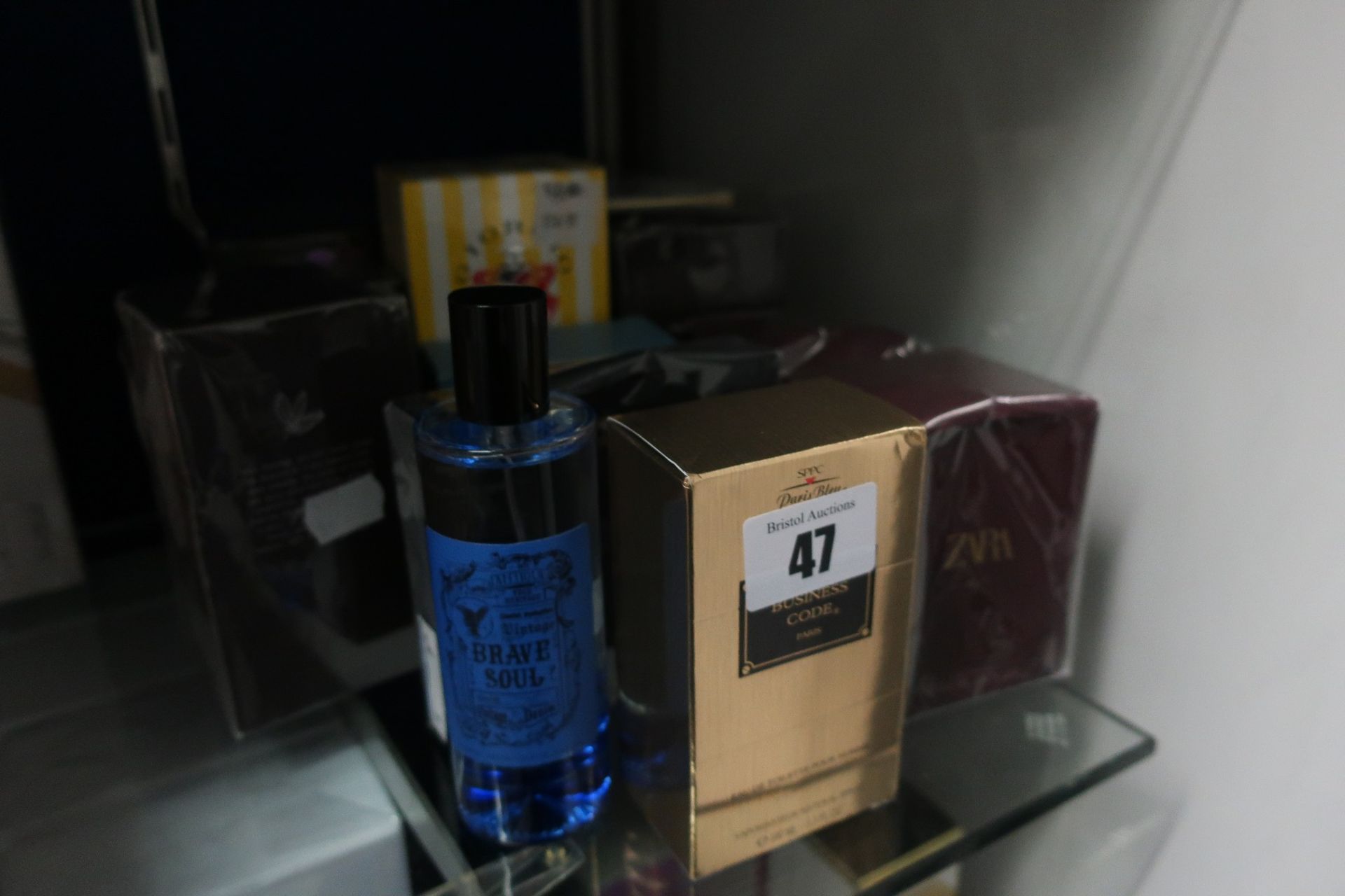 A quantity of as new perfumes to include Zara, Business code, Midnight Awakening and Diana Castel.