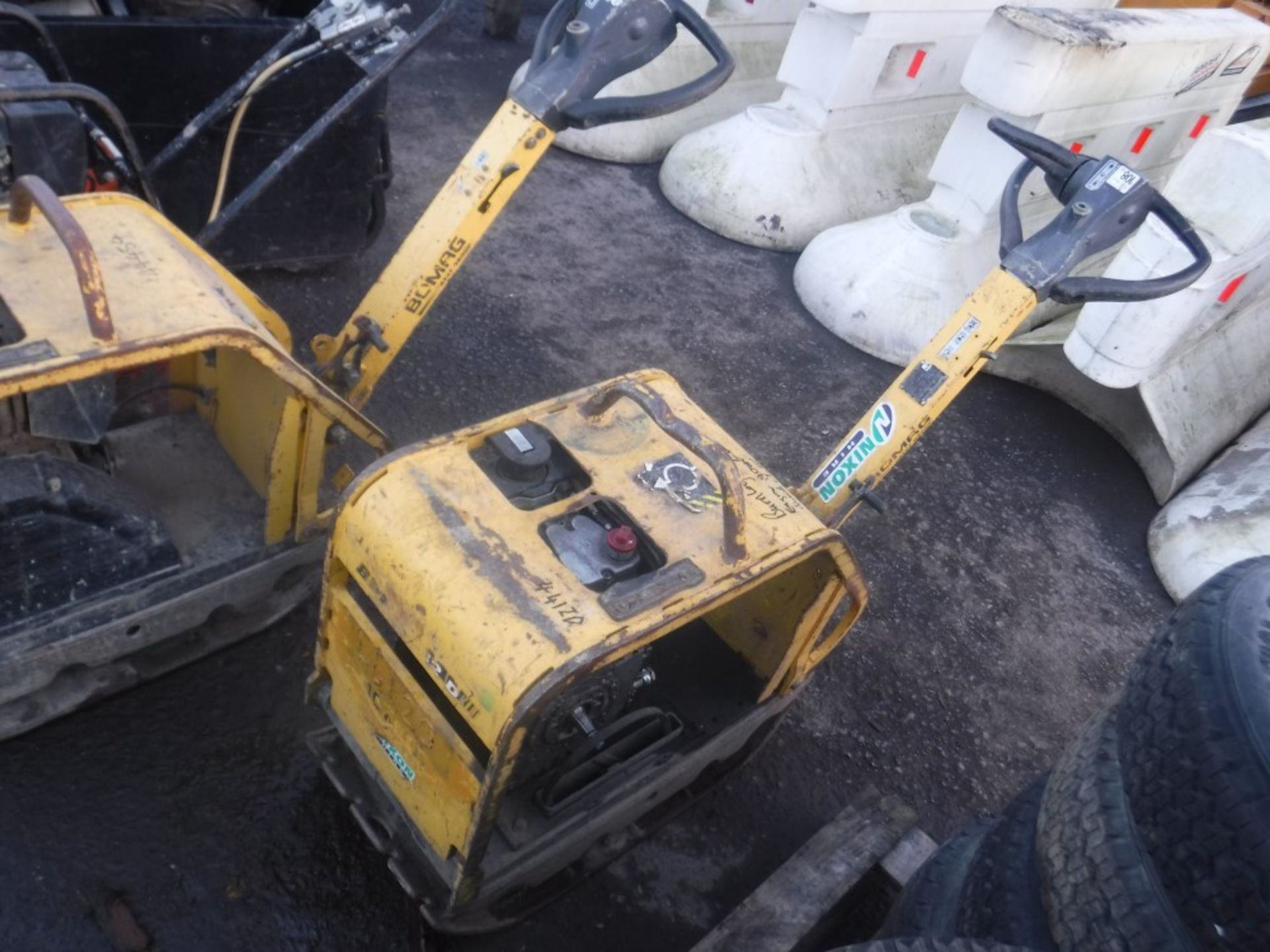 BOMAG FORWARD / REVERSE DIESEL POWERED COMPACTION PLATE (44120) [+ VAT]