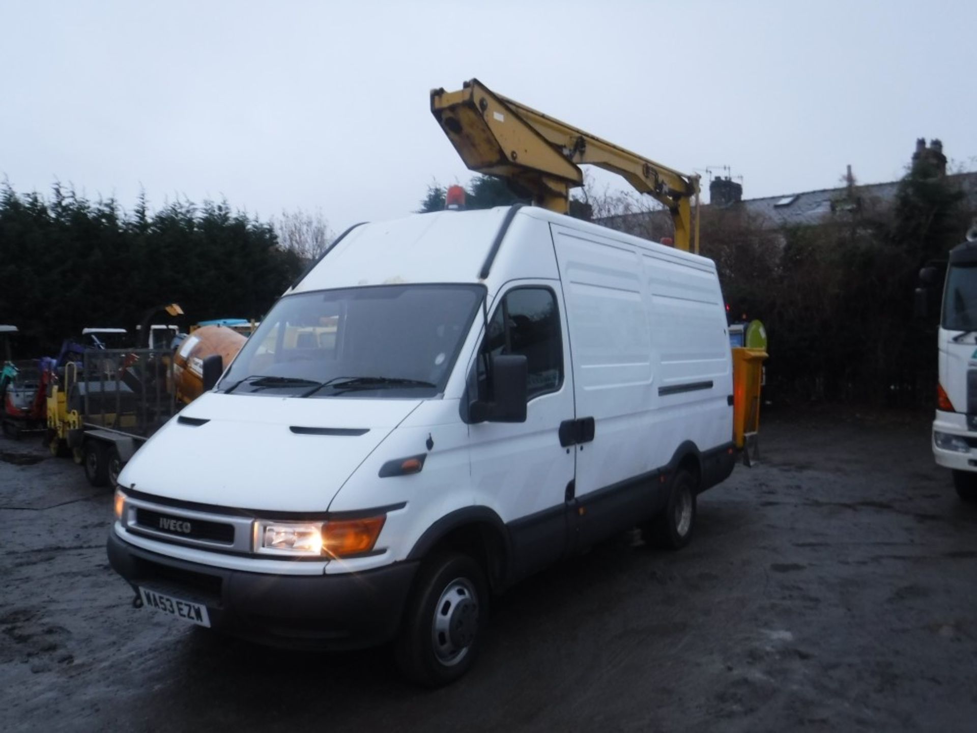 53 reg IVECO DAILY 50C13 CHERRY PICKER, 1ST REG 09/03, 198270KM WARRANTED, V5 HERE, 1 FORMER - Image 2 of 5
