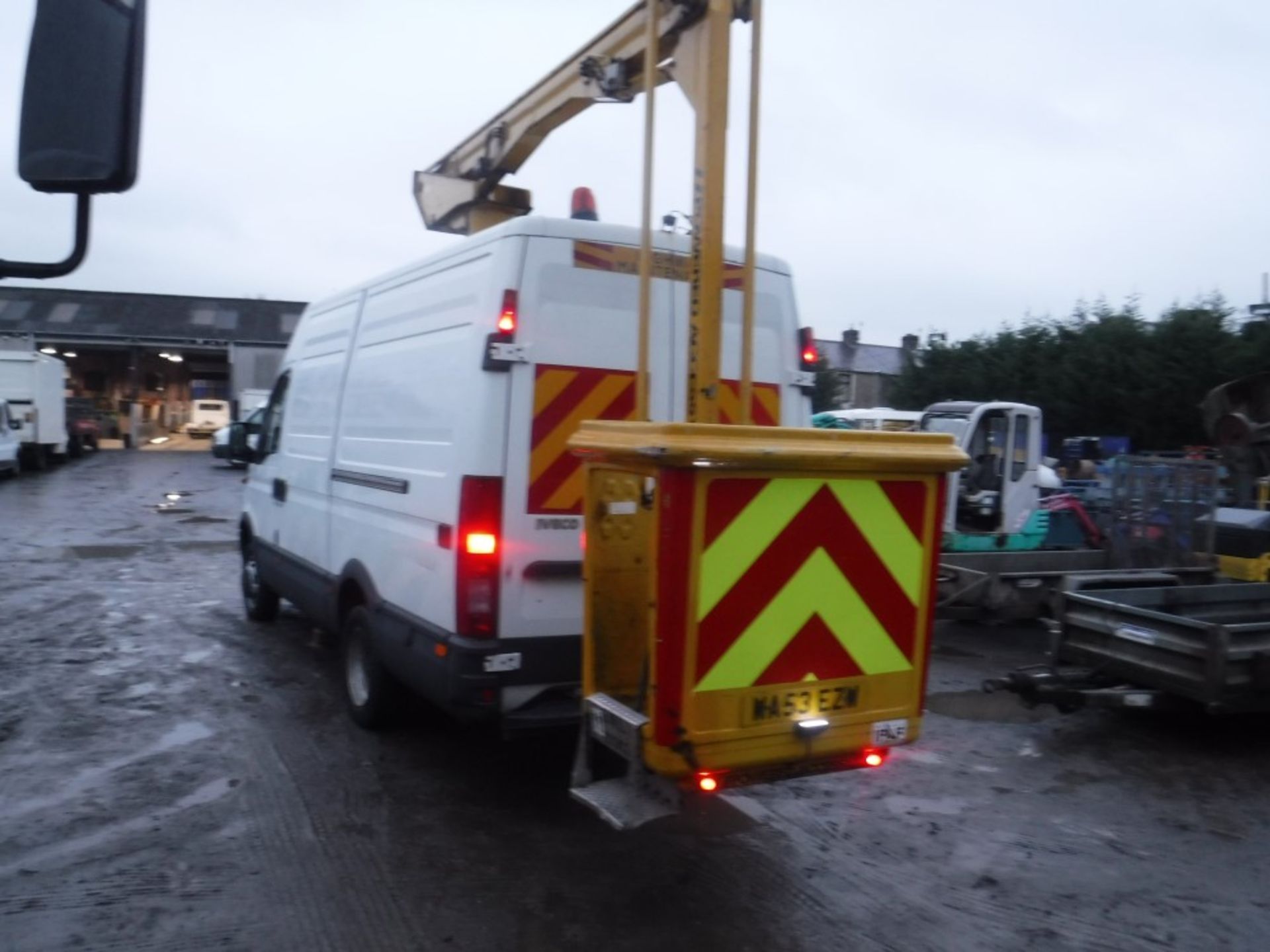 53 reg IVECO DAILY 50C13 CHERRY PICKER, 1ST REG 09/03, 198270KM WARRANTED, V5 HERE, 1 FORMER - Image 3 of 5