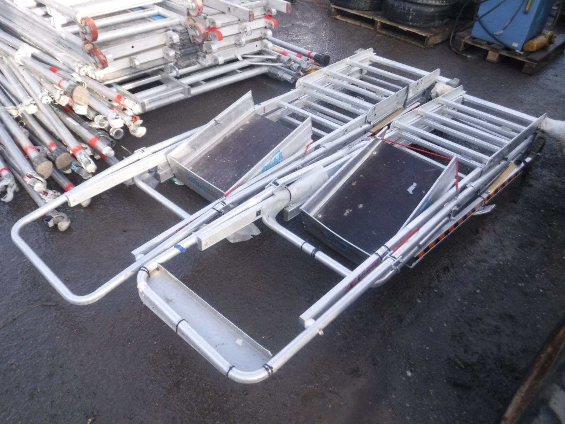 TELESCOPIC PLATFORM, 2 STEPLADDERS & SAFETY GUARD RAIL [NO VAT] - Image 2 of 2