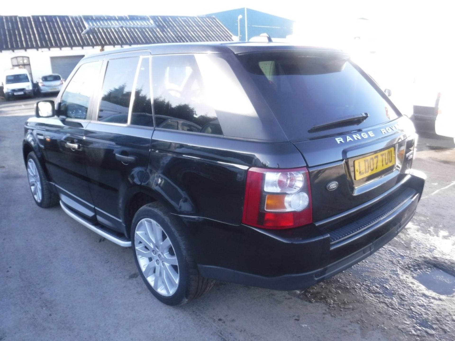 07 reg RANGE ROVER SP HSE TDV8, 1ST REG 05/07, TEST 10/19, 179375M NOT WARRANTED, V5 HERE, 2 - Image 3 of 5