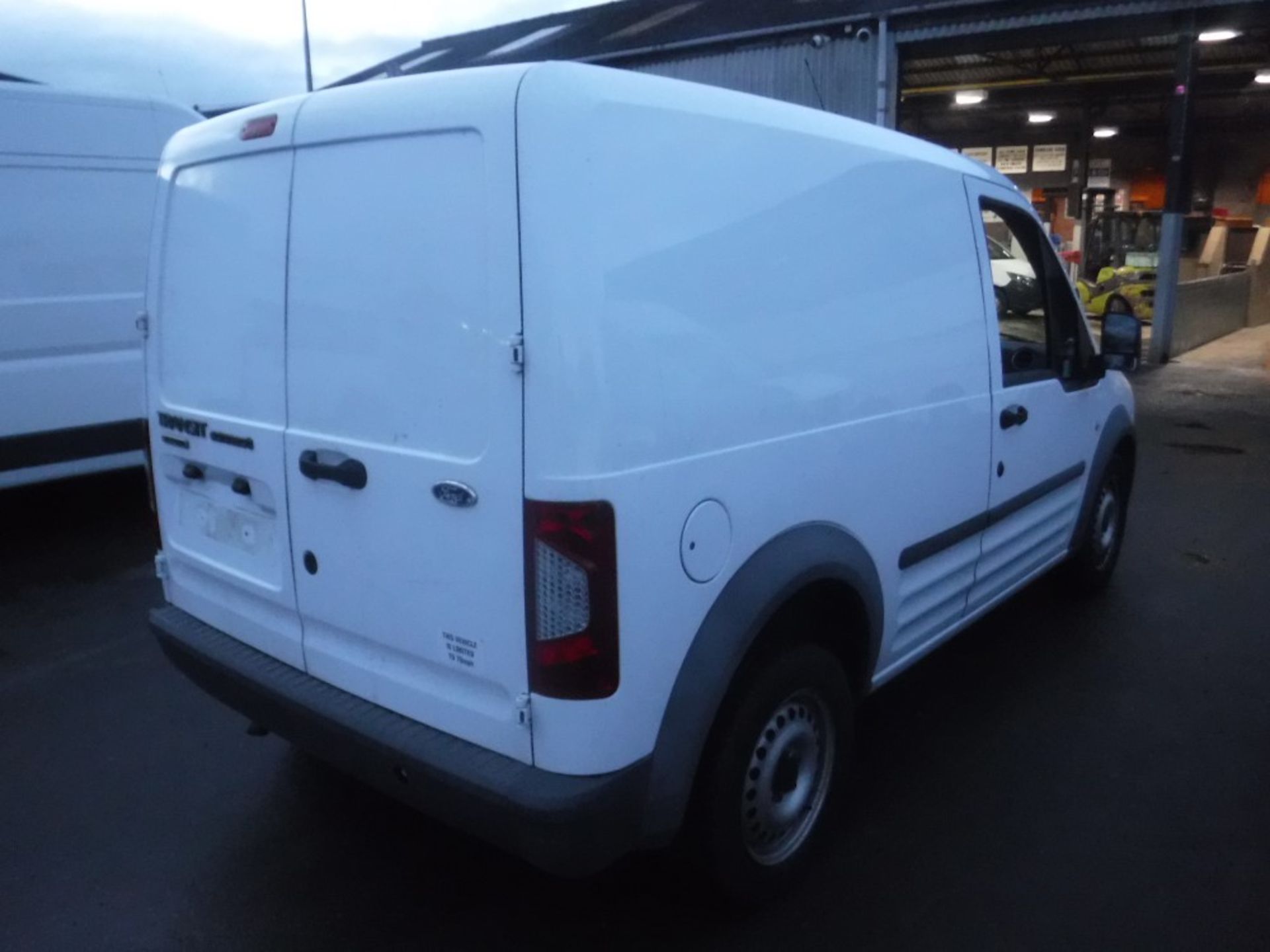 12 reg FORD TRANSIT CONNECT, 1ST REG IN UK 11/18, MANUFACTURED 2012, TEST 08/19, 116369M, V5 HERE, 1 - Bild 4 aus 6