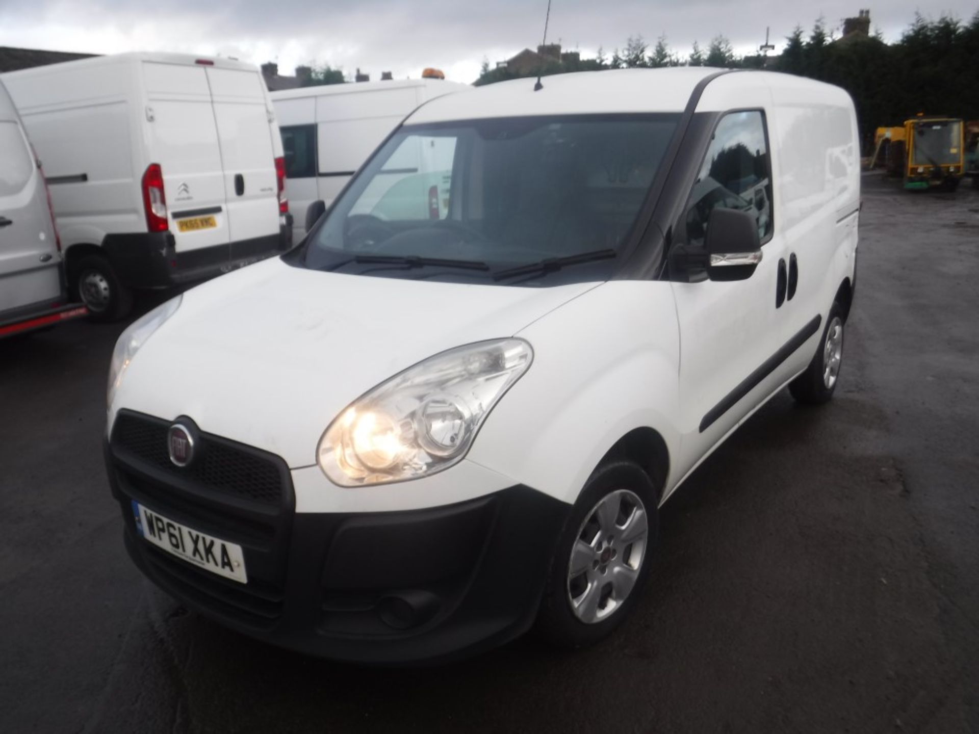 61 reg FIAT DOBLO 16V MULTIJET, 1ST REG 12/11, 130872M WARRANTED, V5 HERE, 2 FORMER KEEPERS [+ VAT] - Bild 2 aus 6