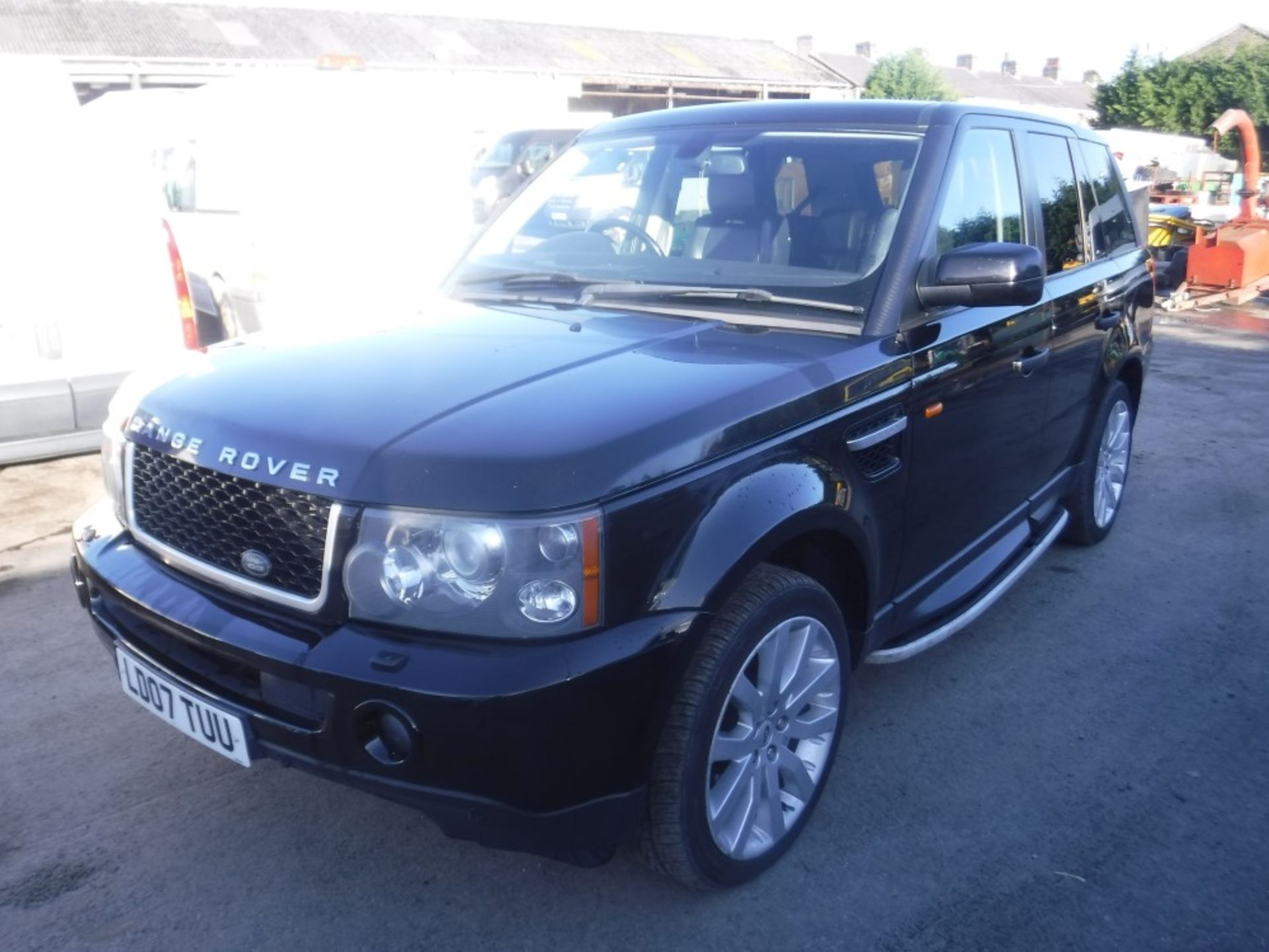 07 reg RANGE ROVER SP HSE TDV8, 1ST REG 05/07, TEST 10/19, 179375M NOT WARRANTED, V5 HERE, 2 - Image 2 of 5