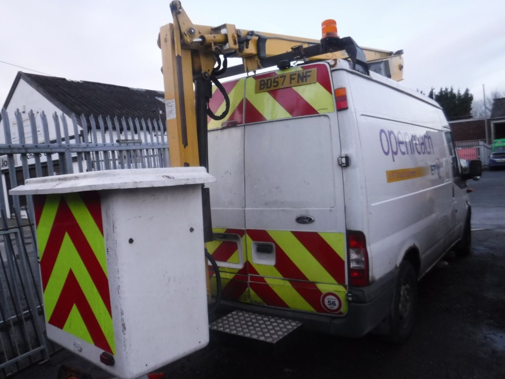 57 reg FORD TRANSIT 115 T350M RWD CHERRY PICKER, 1ST REG 01/08, 262315M NOT WARRANTED, V5 HERE, 1 - Bild 3 aus 5