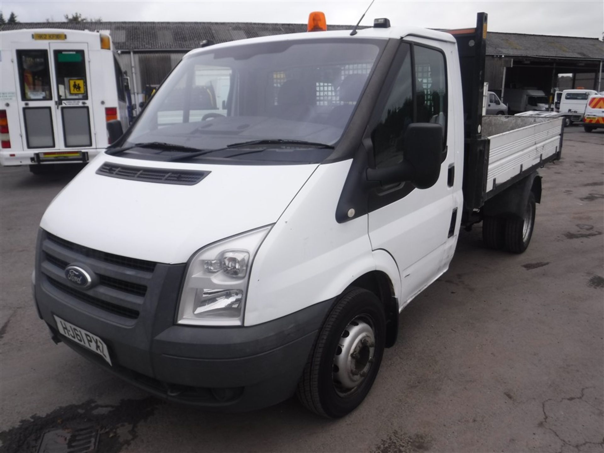 61 reg FORD TRANSIT 115 T350 RWD TIPPER, 1ST REG 09/11, 166081M WARRANTED, V5 HERE, 1 FORMER - Bild 2 aus 5