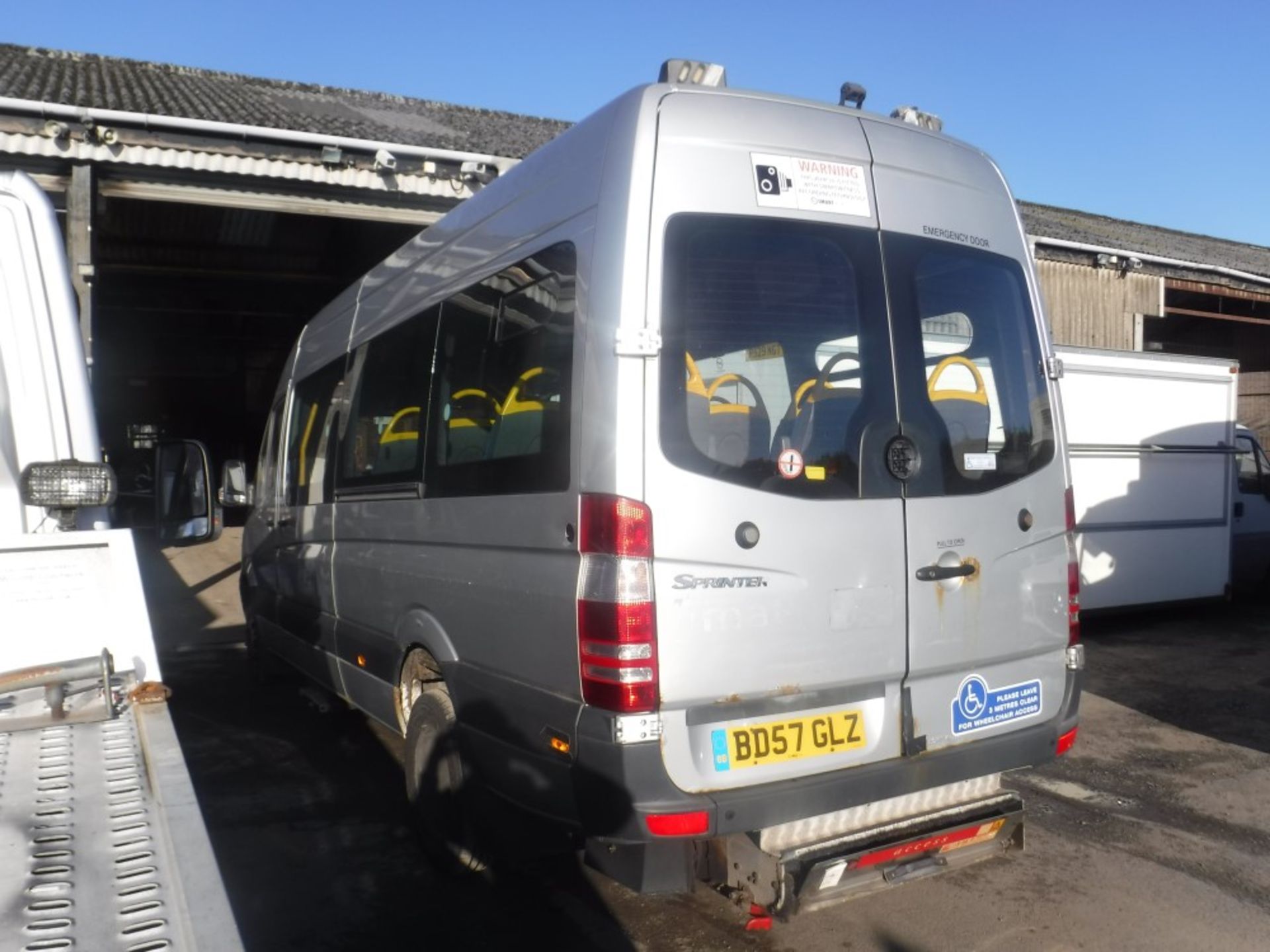 57 reg MERCEDES SPRINTER 511 CDI AUTO MINIBUS (DIRECT) 1ST REG 12/07, 483750KM NOT WARRANTED, V5 - Bild 3 aus 6