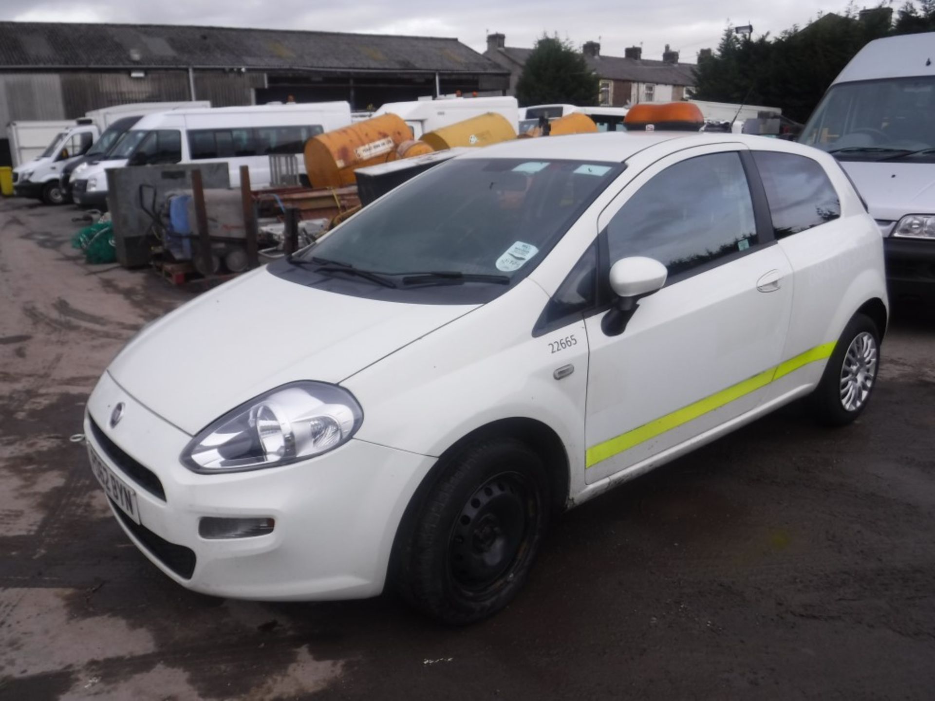 62 reg FIAT PUNTO EVO ACTIVE MULTIJET (DIRECT COUNCIL) 1ST REG 11/12, V5 HERE, 1 OWNER FROM NEW (NON - Bild 2 aus 5