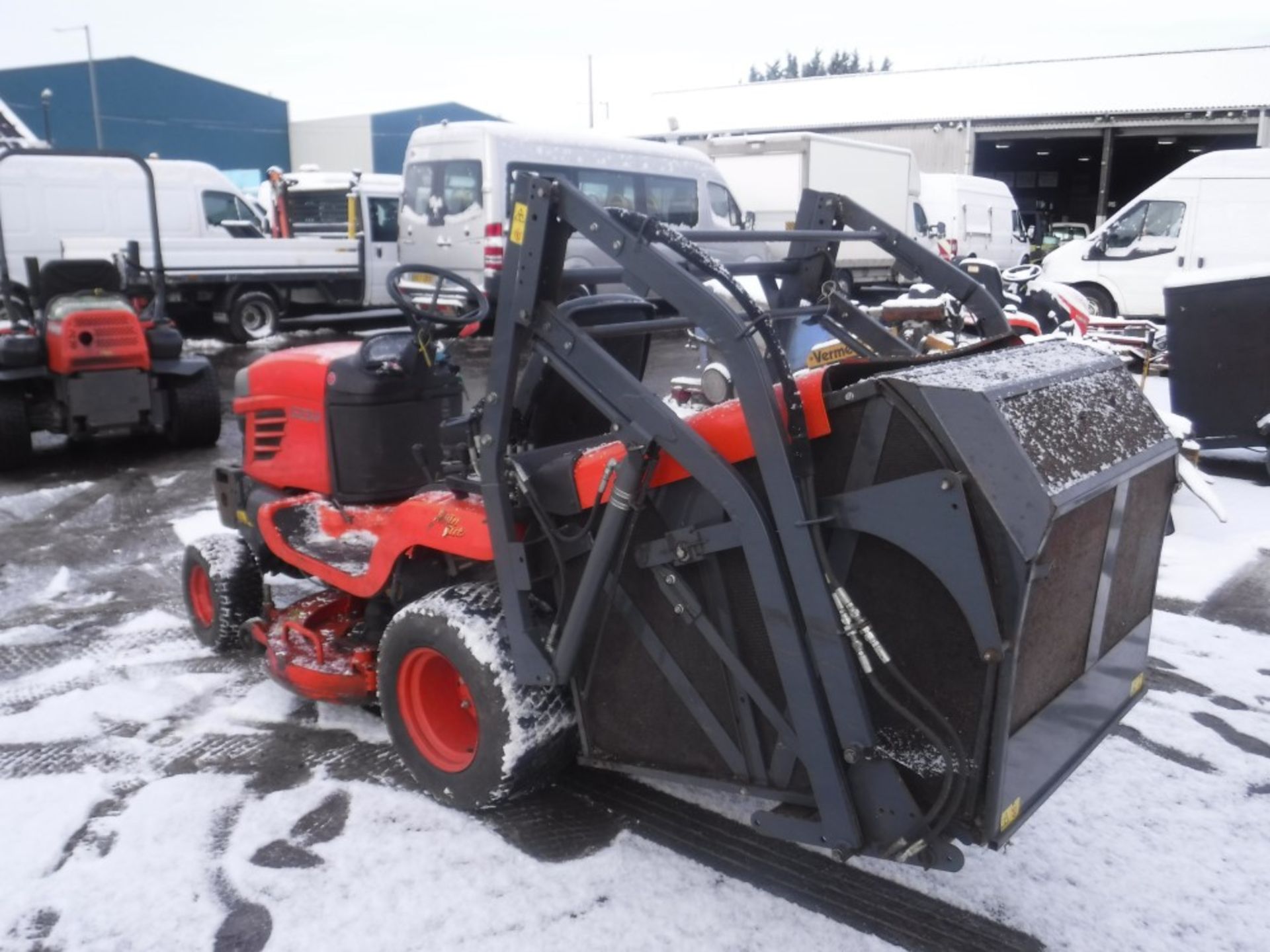 KUBOTA G23-11 RIDE ON MOWER (629) [+ VAT] - Image 3 of 5