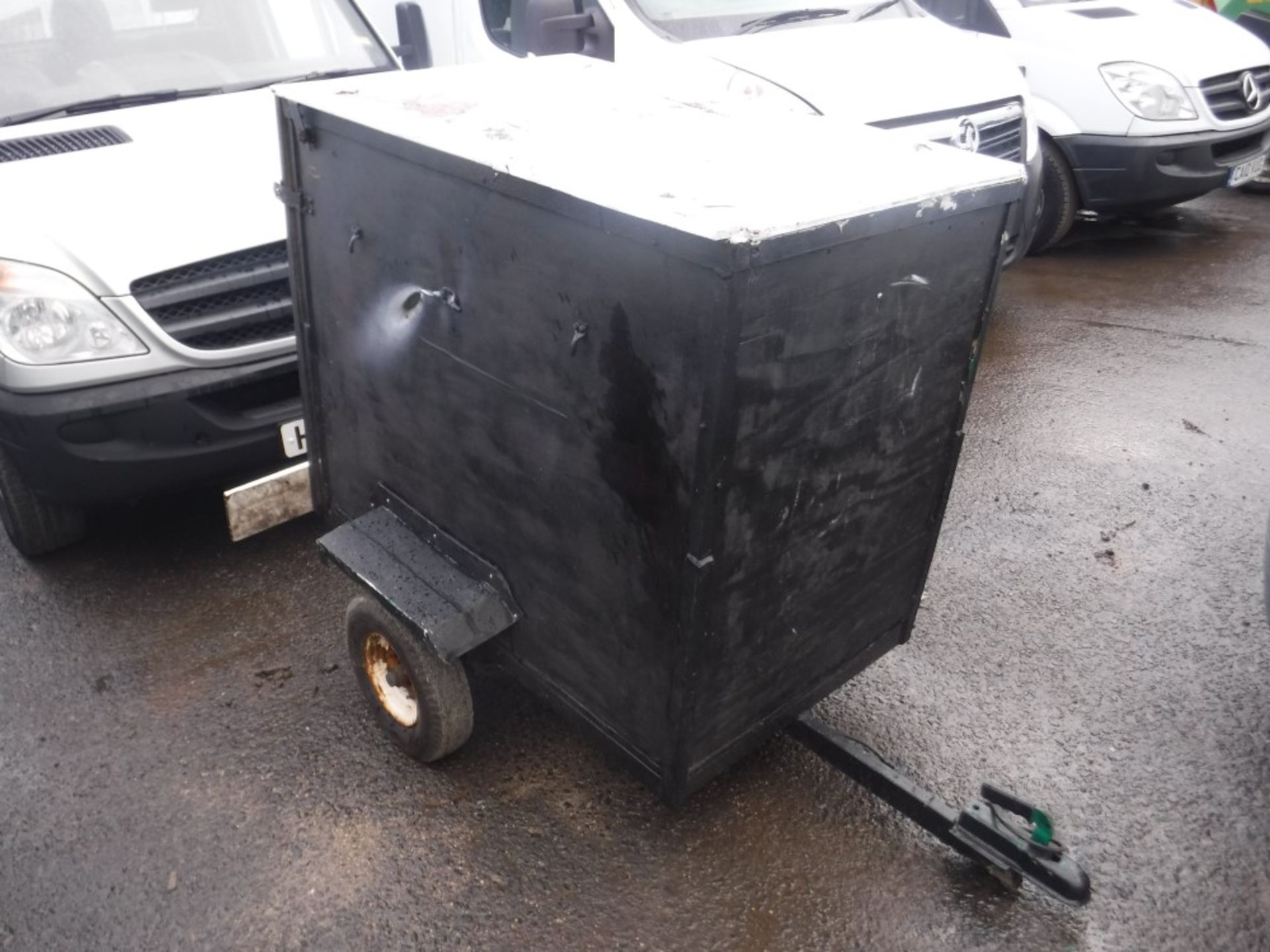 BOX TRAILER 2.5' X 4' X 3.5' [NO VAT]