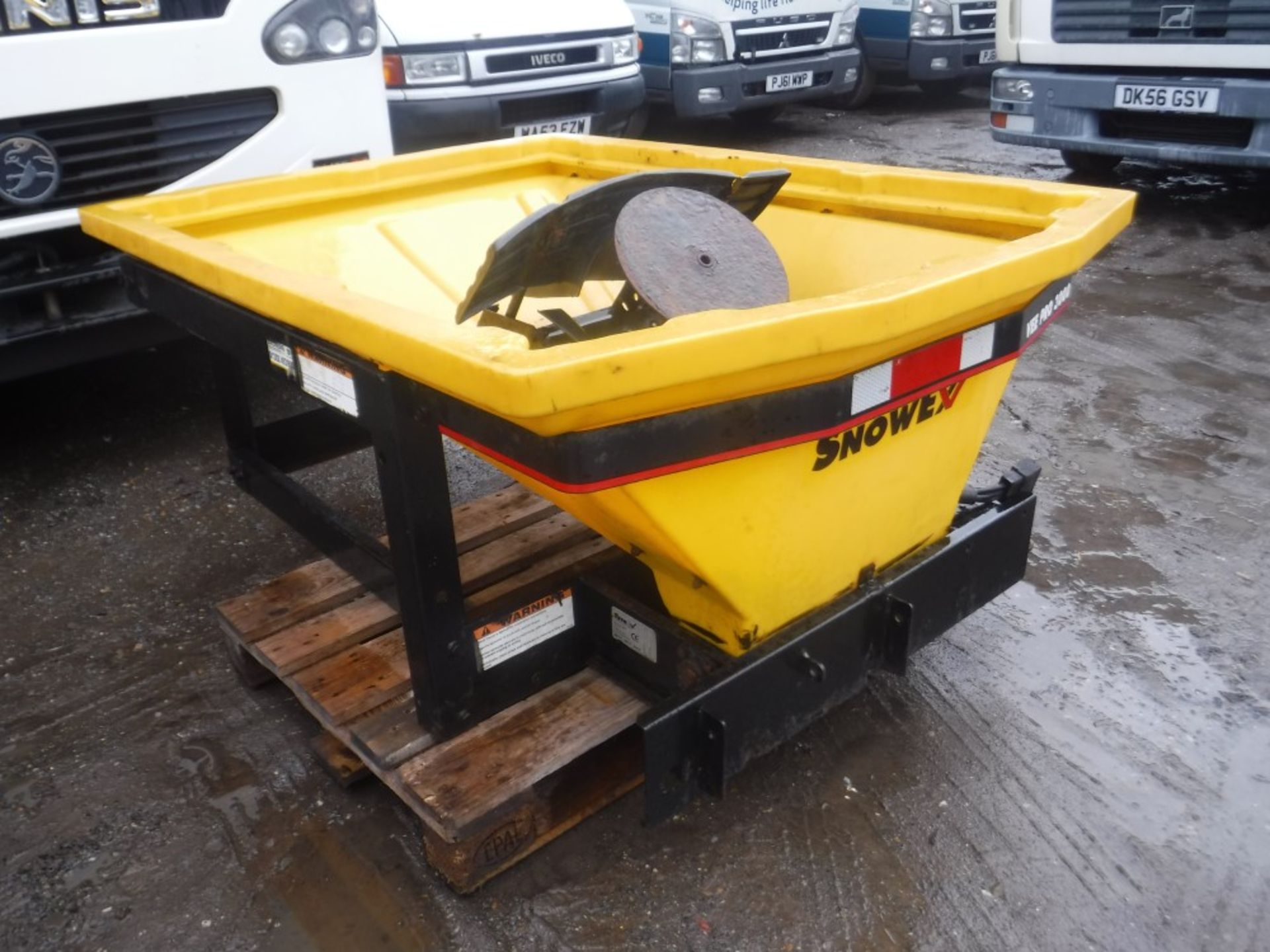 SNOW-EX VEE PRO 300 VEHICLE MOUNTED GRITTER [+ VAT]