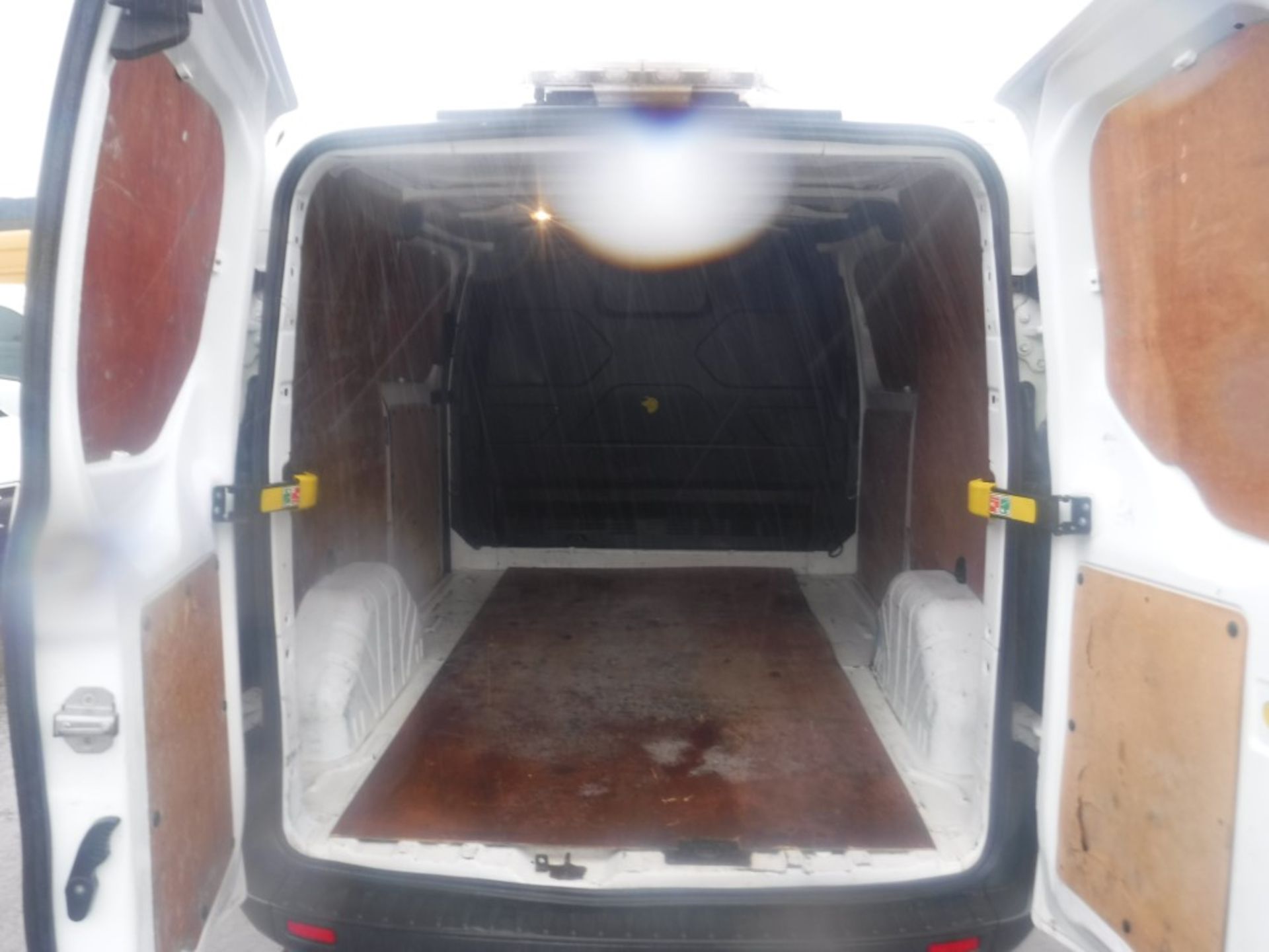 65 reg FORD TRANSIT CUSTOM 270 ECO-TECH, 1ST REG 10/15, TEST 10/19, 67676M, V5 HERE [+ VAT] - Image 5 of 6