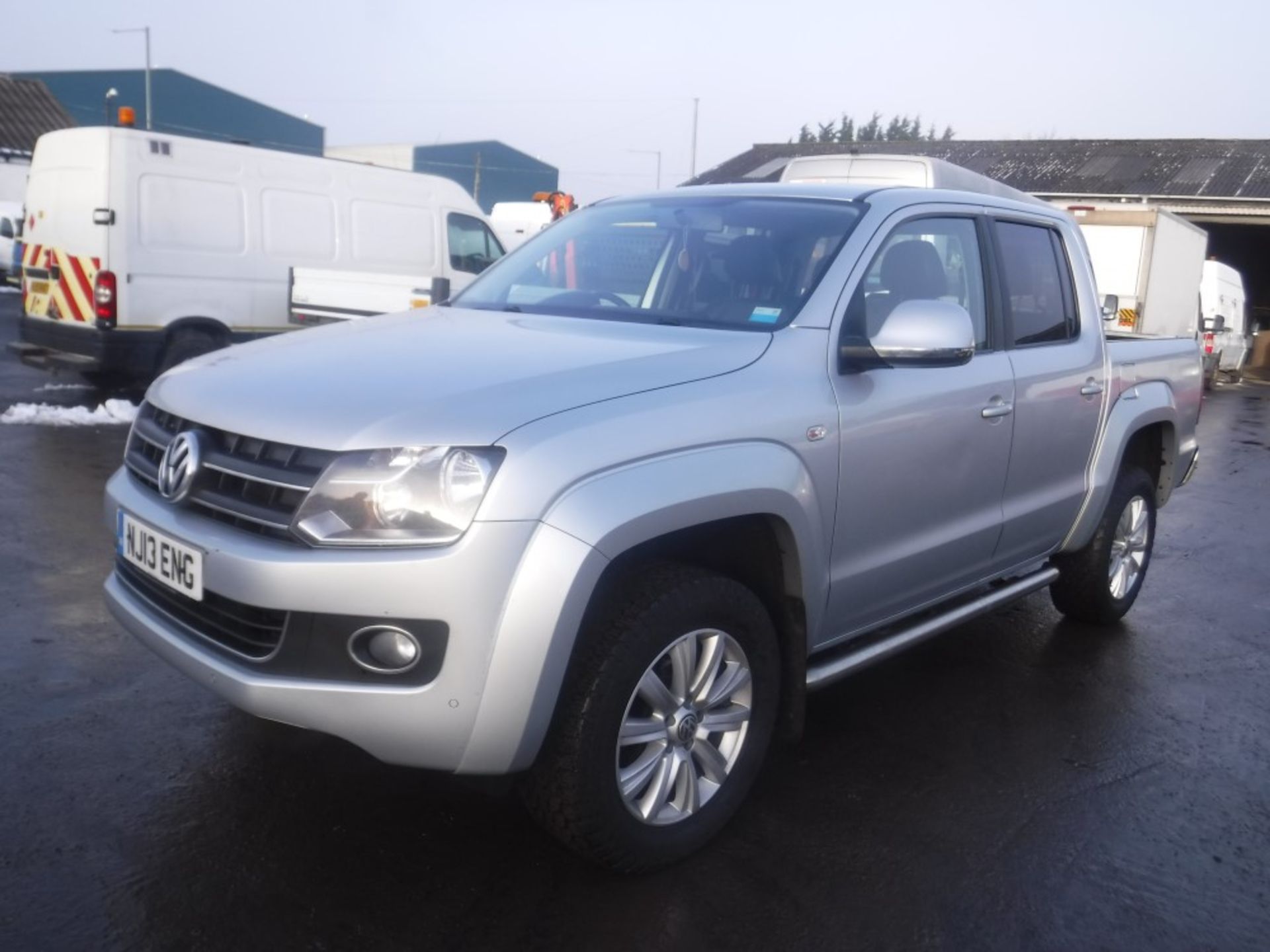 16 reg VW AMAROK HIGHLINE 4MOTION DC PICKUP, 1ST REG 03/16, 115869M, V5 HERE (REG NO NOT - Image 2 of 5