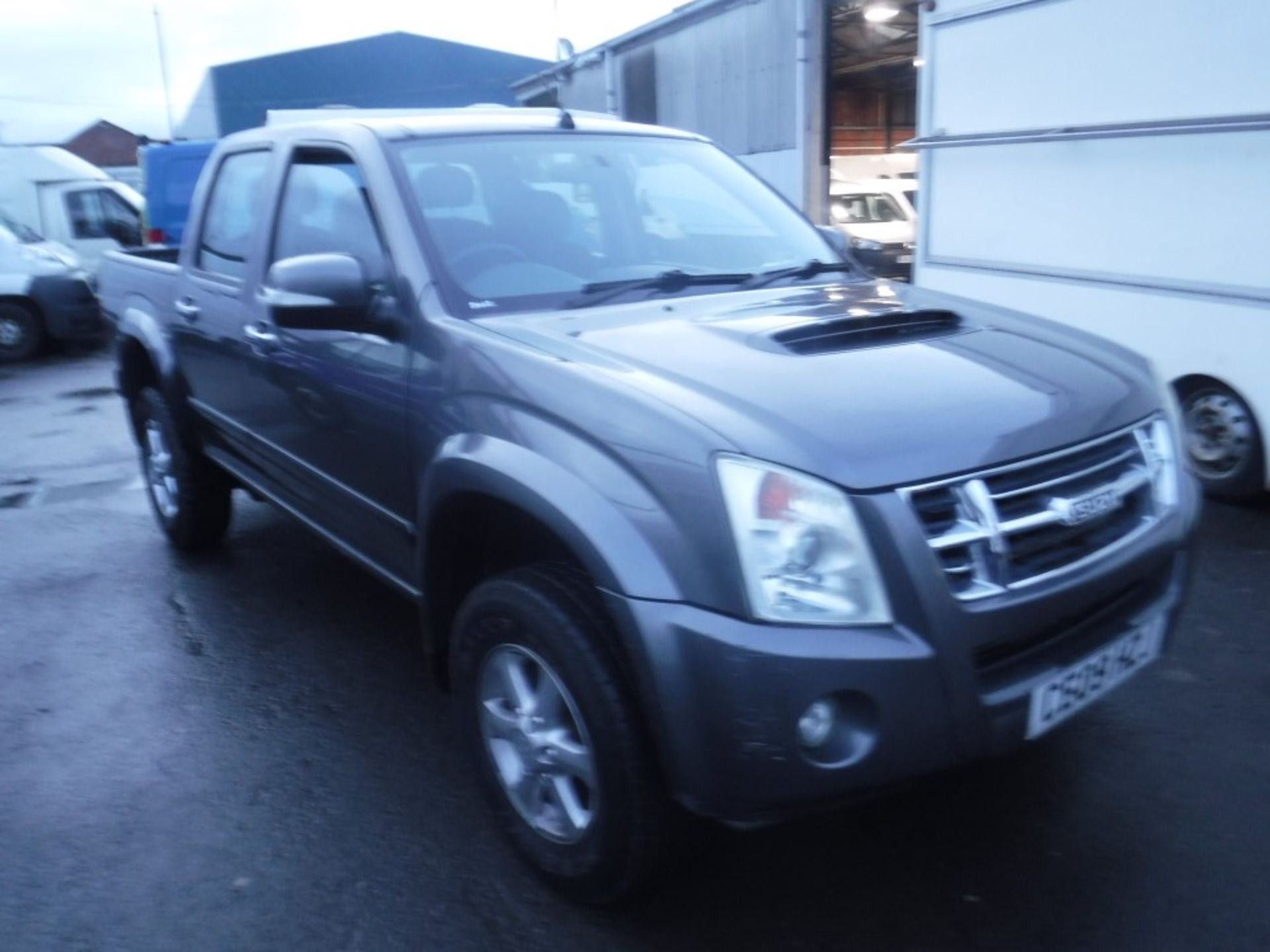 09 reg ISUZU RODEO DENVER D/C PICKUP, 1ST REG 03/09, TEST 05/19, 118858M WARRANTED, V5 HERE, 1