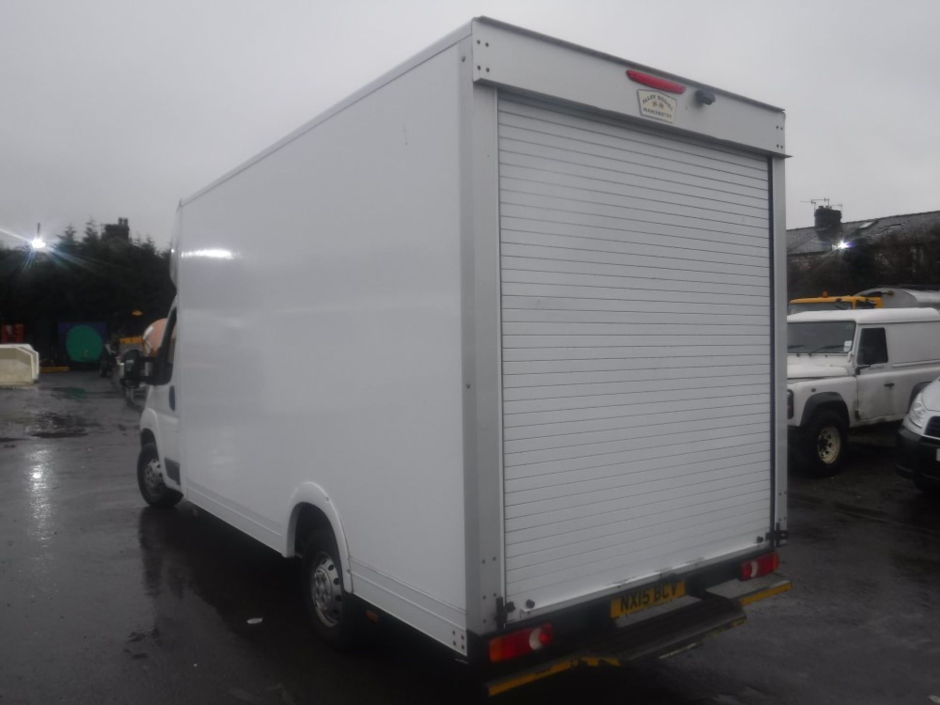 15 reg PEUGEOT BOXER 335 HDI LUTON VAN, 1ST REG 05/15, TEST 05/19, 123628M, V5 MAY FOLLOW [+ VAT] - Image 3 of 6