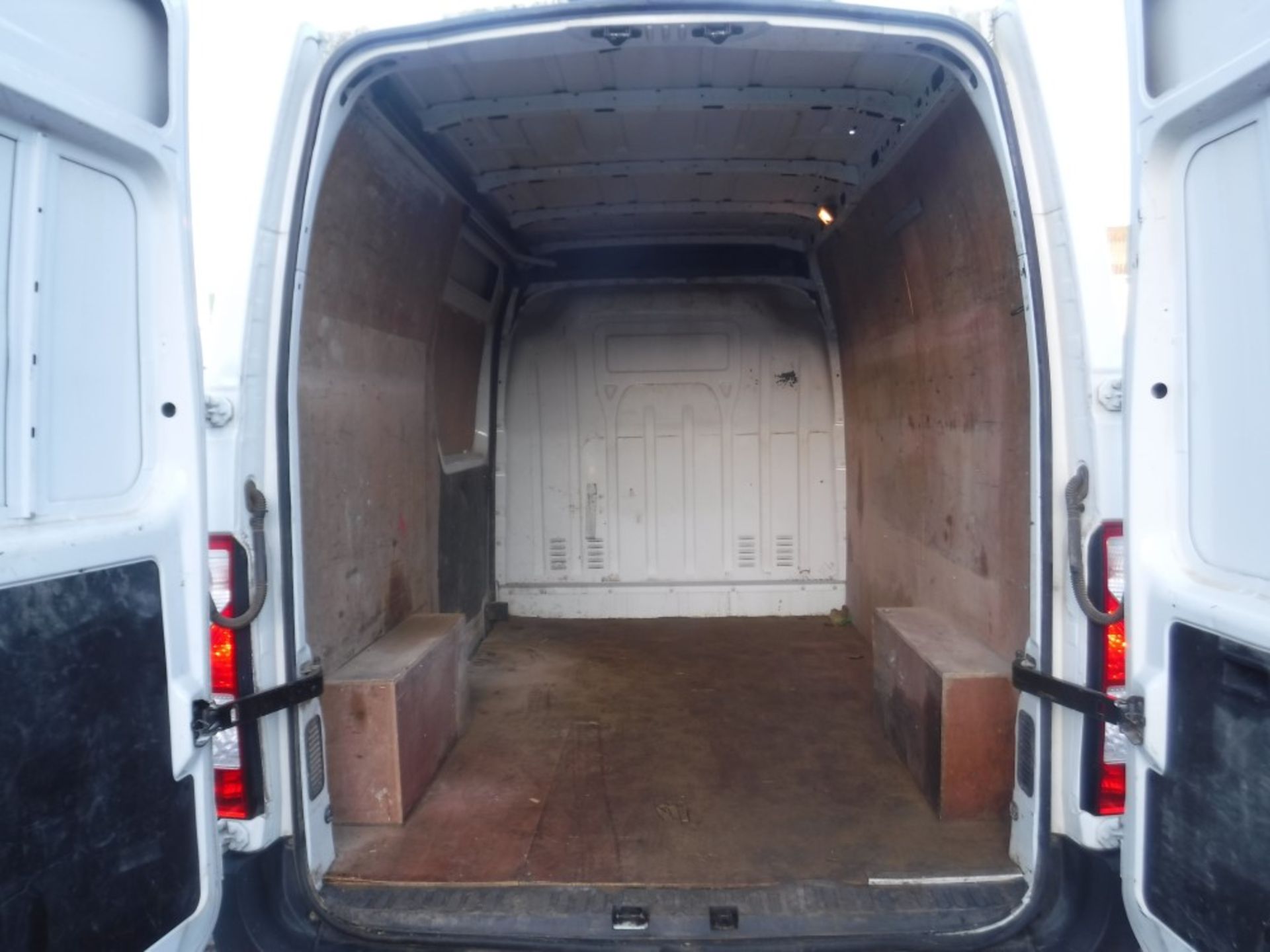 13 reg VAUXHALL MOVANO F3500 CDTI, 1ST REG 05/13, TEST 05/19, 106875M, V5 HERE, 1 OWNER FROM - Image 5 of 6