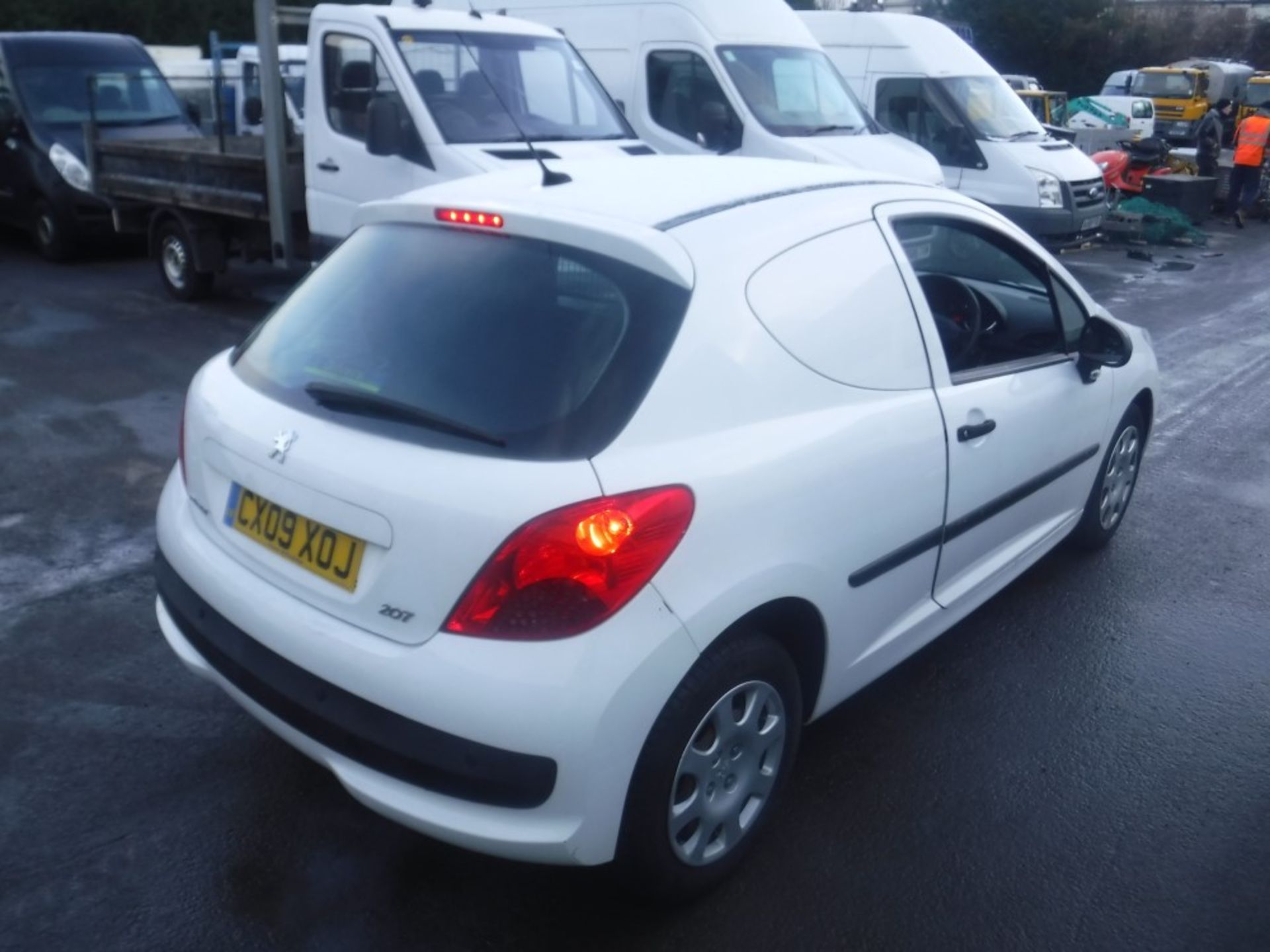 09 reg PEUGEOT 207 PROFESSIONAL HDI (DIRECT COUNCIL) 1ST REG 03/09, TEST 11/19, 43486M WARRANTED, V5 - Image 4 of 5