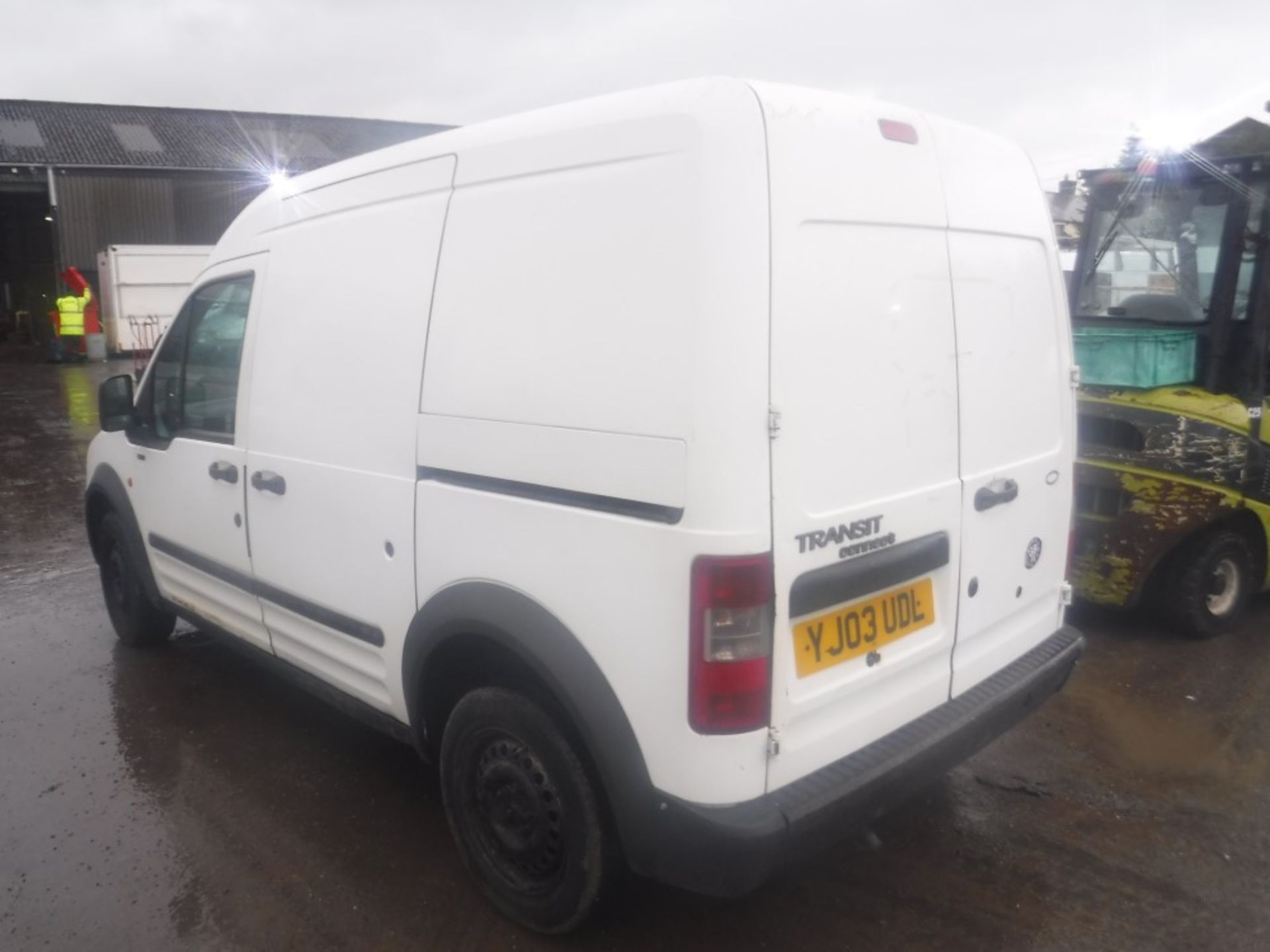 03 reg FORD TRANSIT CONNECT T230 TDCI LWB, 1ST REG 06/03, TEST 04/19, 143649M NOT WARRANTED, V5 - Image 3 of 6