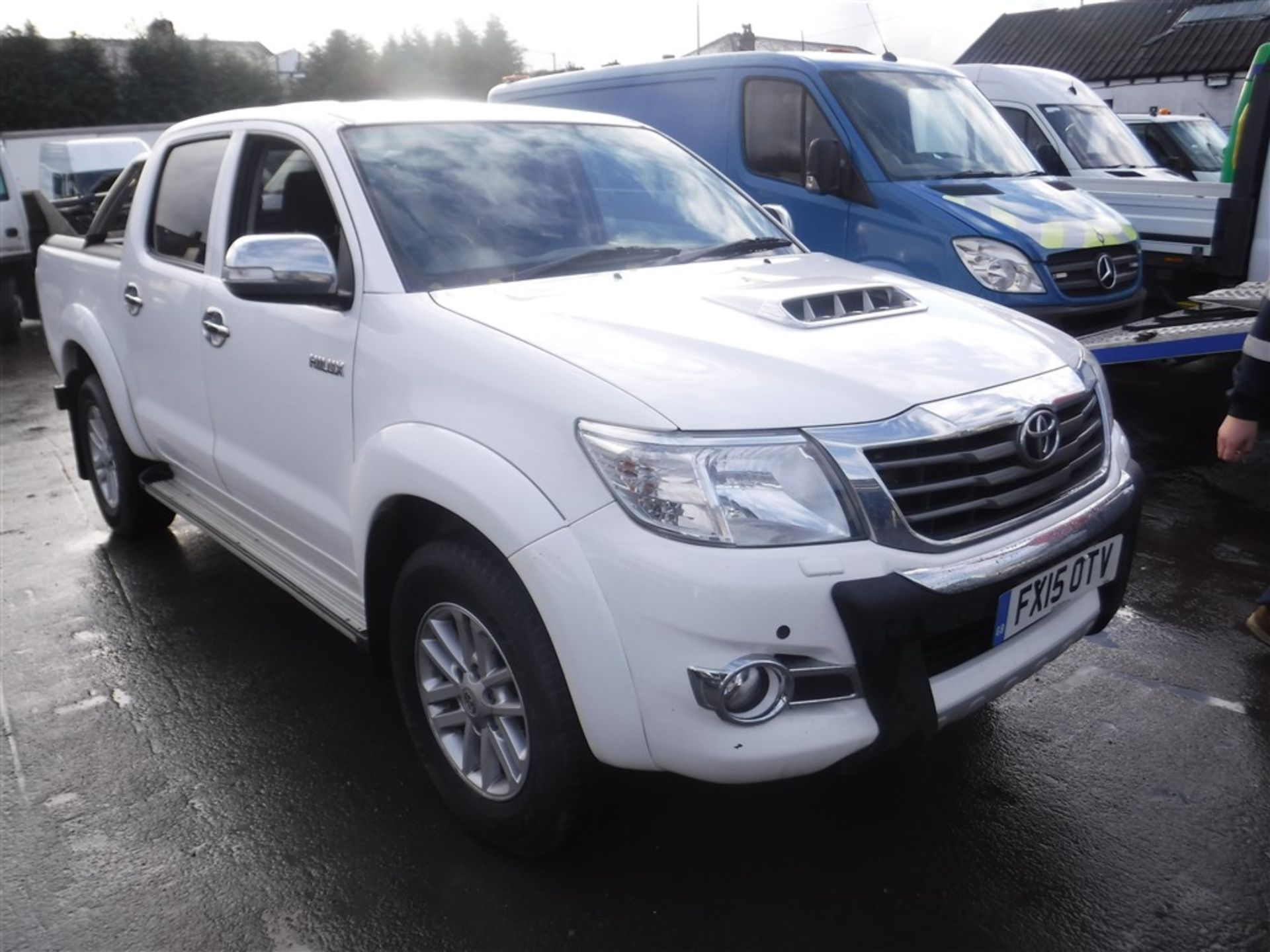 15 reg TOYOTA HI-LUX ICON D-4D 4 X 4, 1ST REG 04/15, TEST 03/19, 112912M WARRANTED, V5 HERE, 1 OWNER