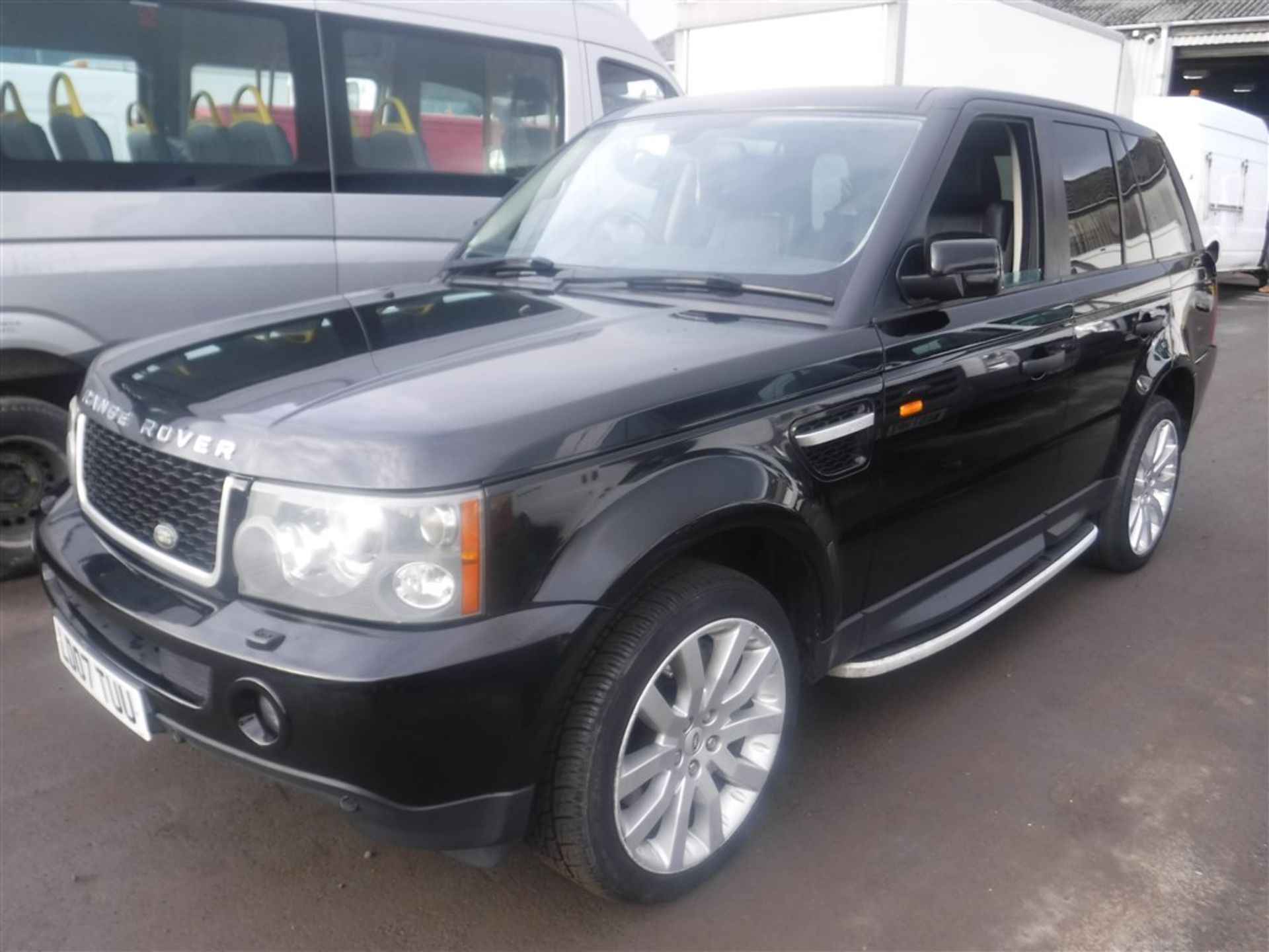 07 reg RANGE ROVER HSE, 1ST REG 05/07, TEST 10/19, 179450M NOT WARRANTED, V5 HERE, 2 FORMER - Image 2 of 5