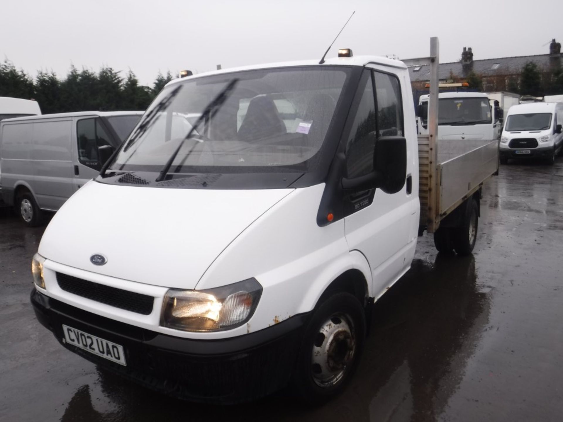 02 reg FORD TRANSIT 350 DIESEL DROPSIDE, 1ST REG 07/02, TEST 04/19, 70095M WARRANTED, V5 HERE, 1 - Image 2 of 5