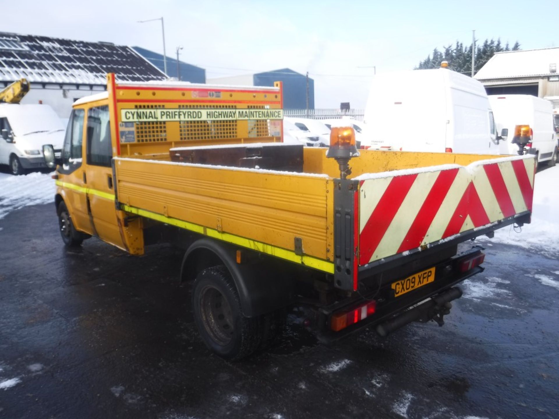 09 reg FORD TRANSIT 115 T350L D/C RWD TIPPER (DIRECT COUNCIL) 1ST REG 03/09, 133515M, V5 HERE, 1 - Image 3 of 5