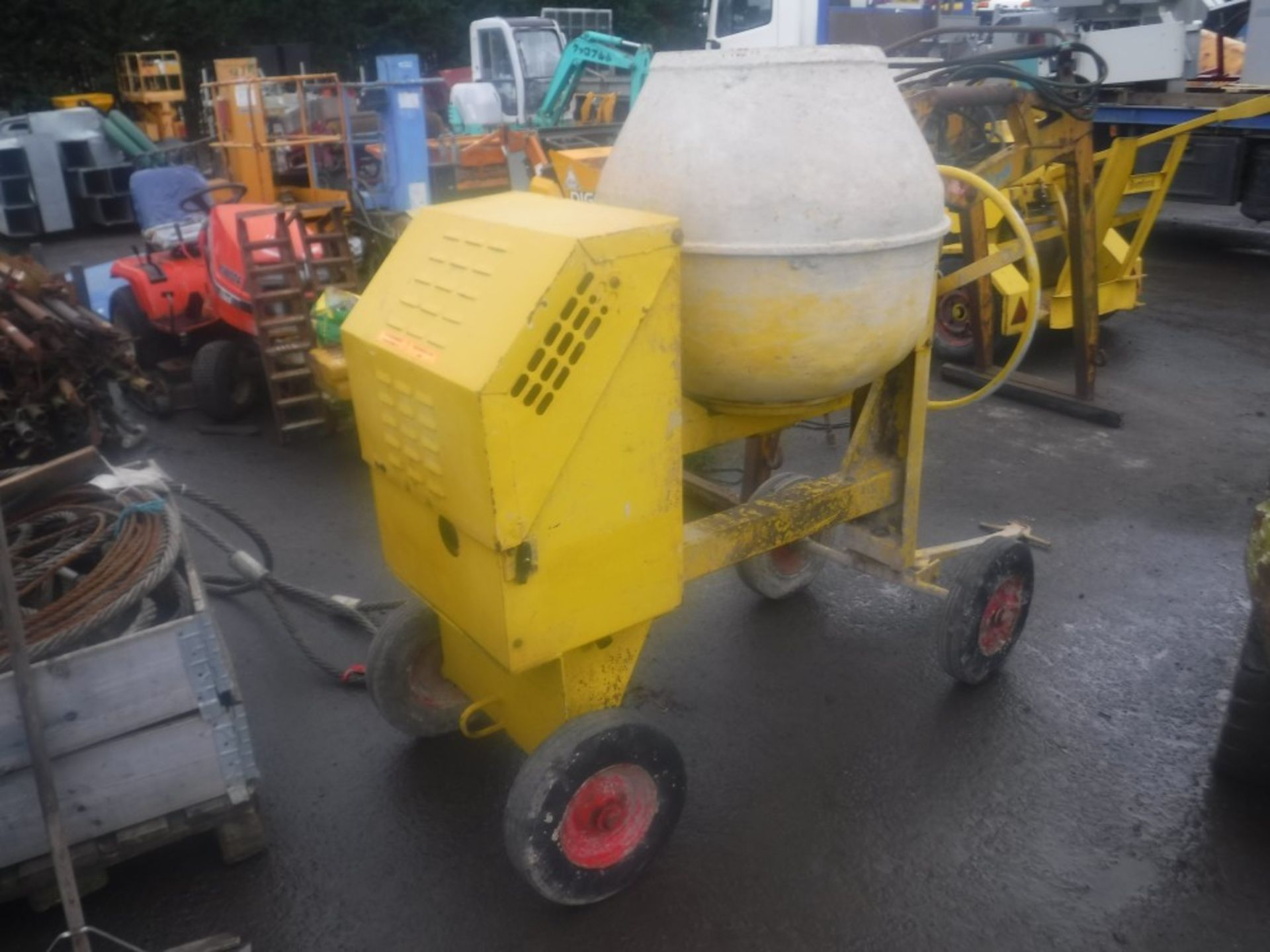 WINGET 100T ELECTRIC START DIESEL MIXER [+ VAT]