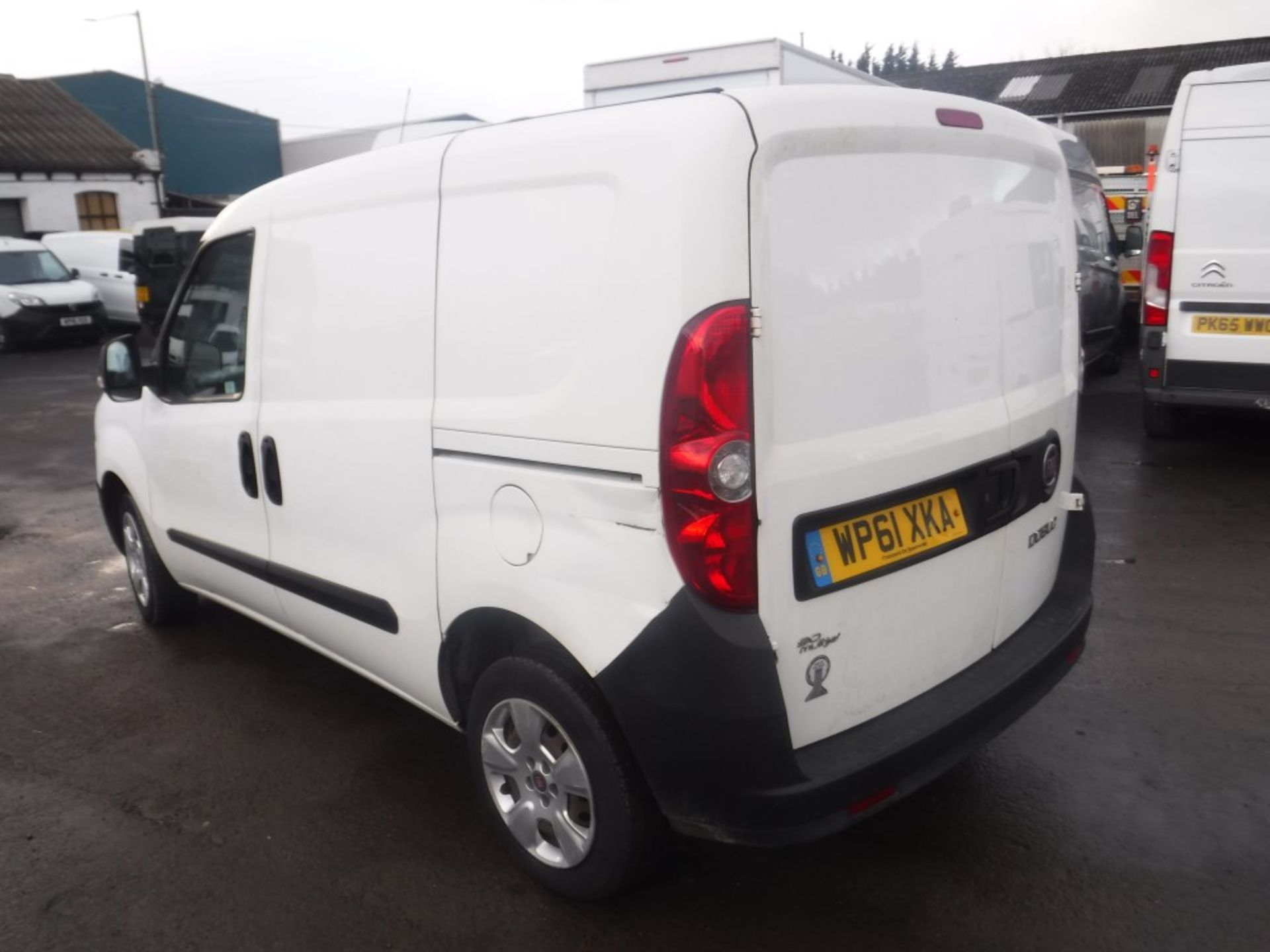 61 reg FIAT DOBLO 16V MULTIJET, 1ST REG 12/11, 130872M WARRANTED, V5 HERE, 2 FORMER KEEPERS [+ VAT] - Image 3 of 6