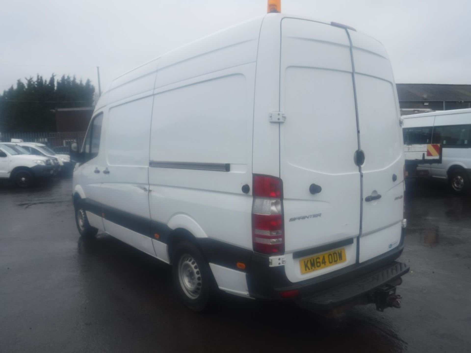 64 reg MERCEDES SPRINTER 313 CDI MWB, 1ST REG 11/14, 123025M NOT WARRANTED, V5 HERE, 1 FORMER KEEPER - Image 3 of 6