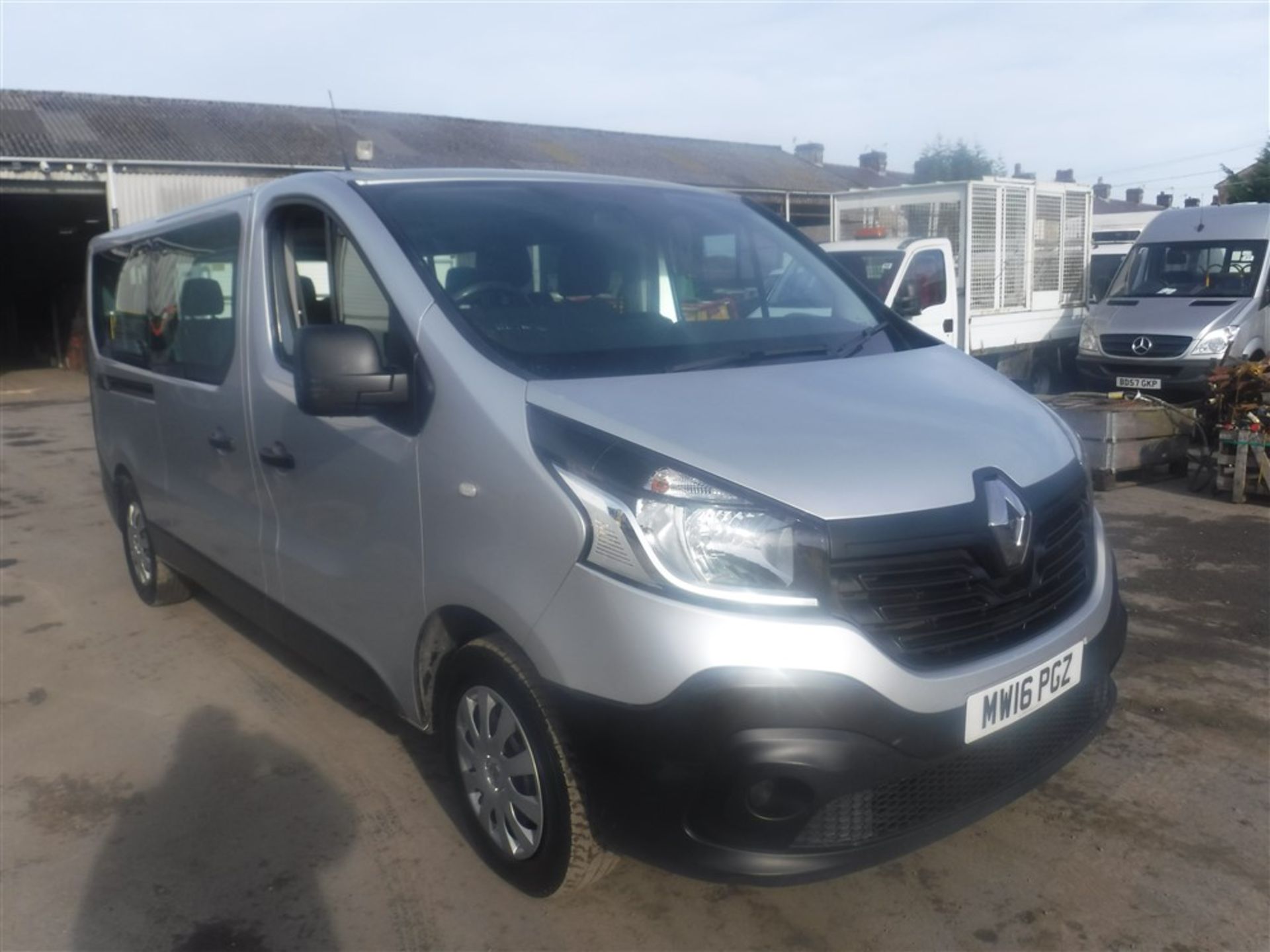 16 reg RENAULT TRAFIC LL29 DCI, 1ST REG 06/16, TEST 07/19, 103027M WARRANTED, V5 HERE, 1 FORMER