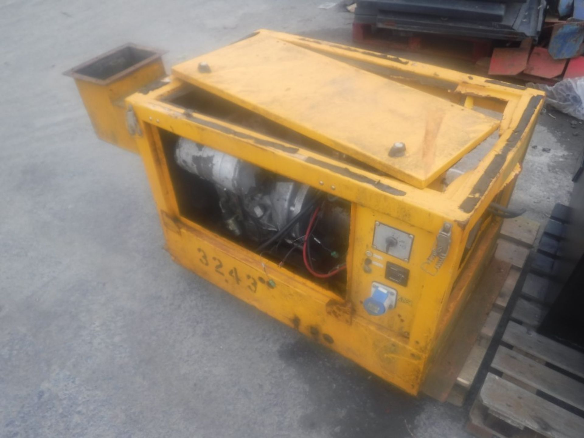 ELECTRIC START DIESEL GENERATOR [NO VAT]