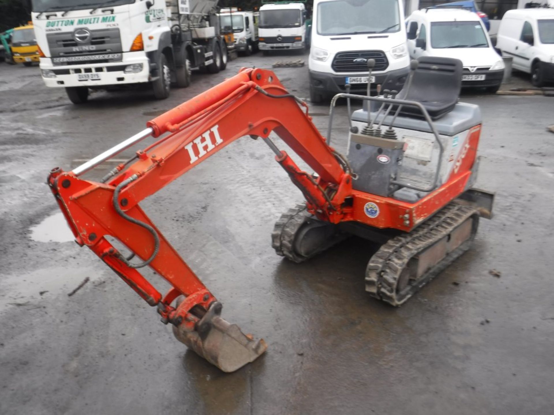 IHI IS-7GX MICRO DIGGER, 2277 HOURS NOT WARRANTED [+ VAT] - Image 2 of 4